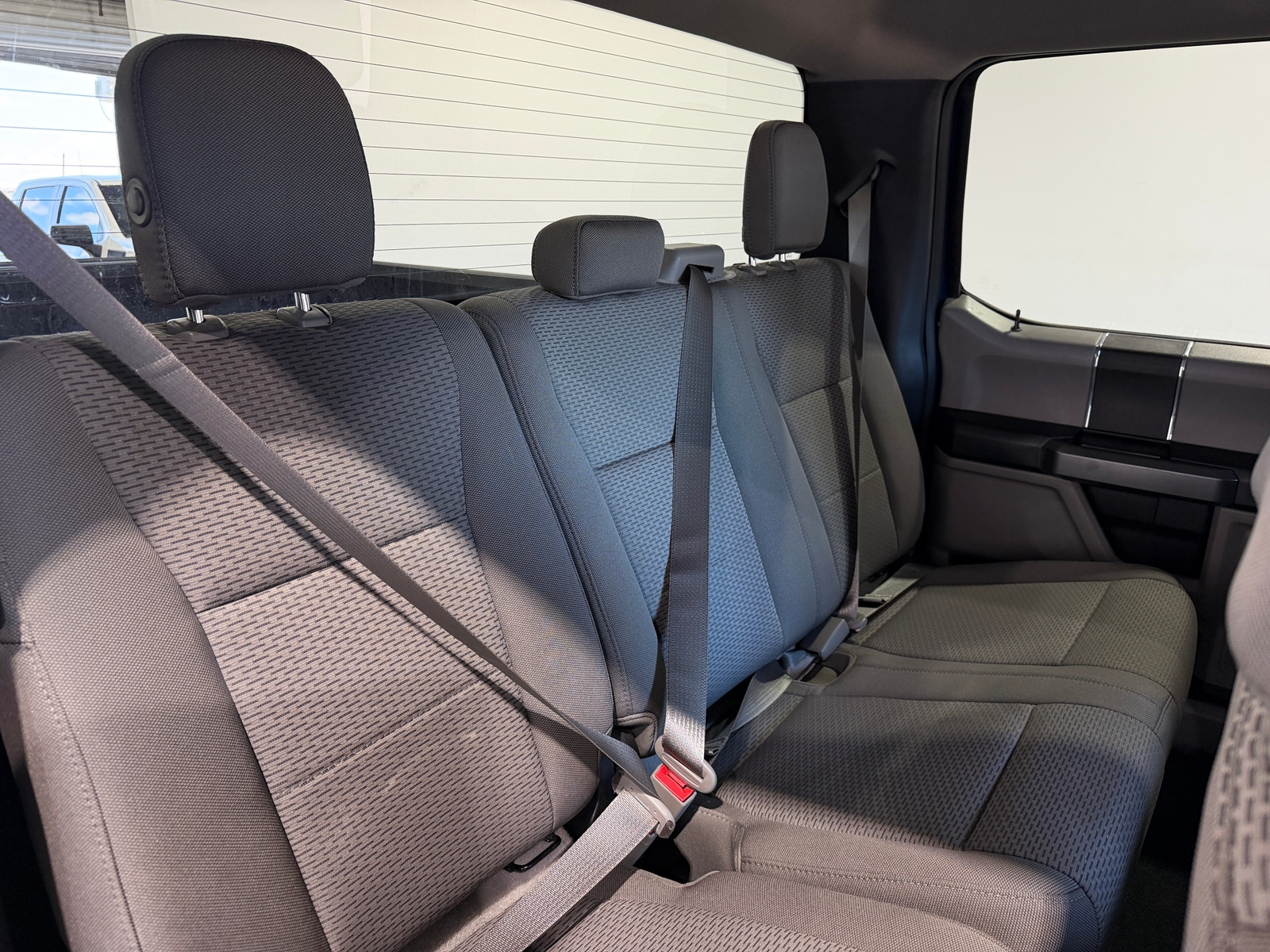 Thumbnail: 2018 Ford Econoline - 6
