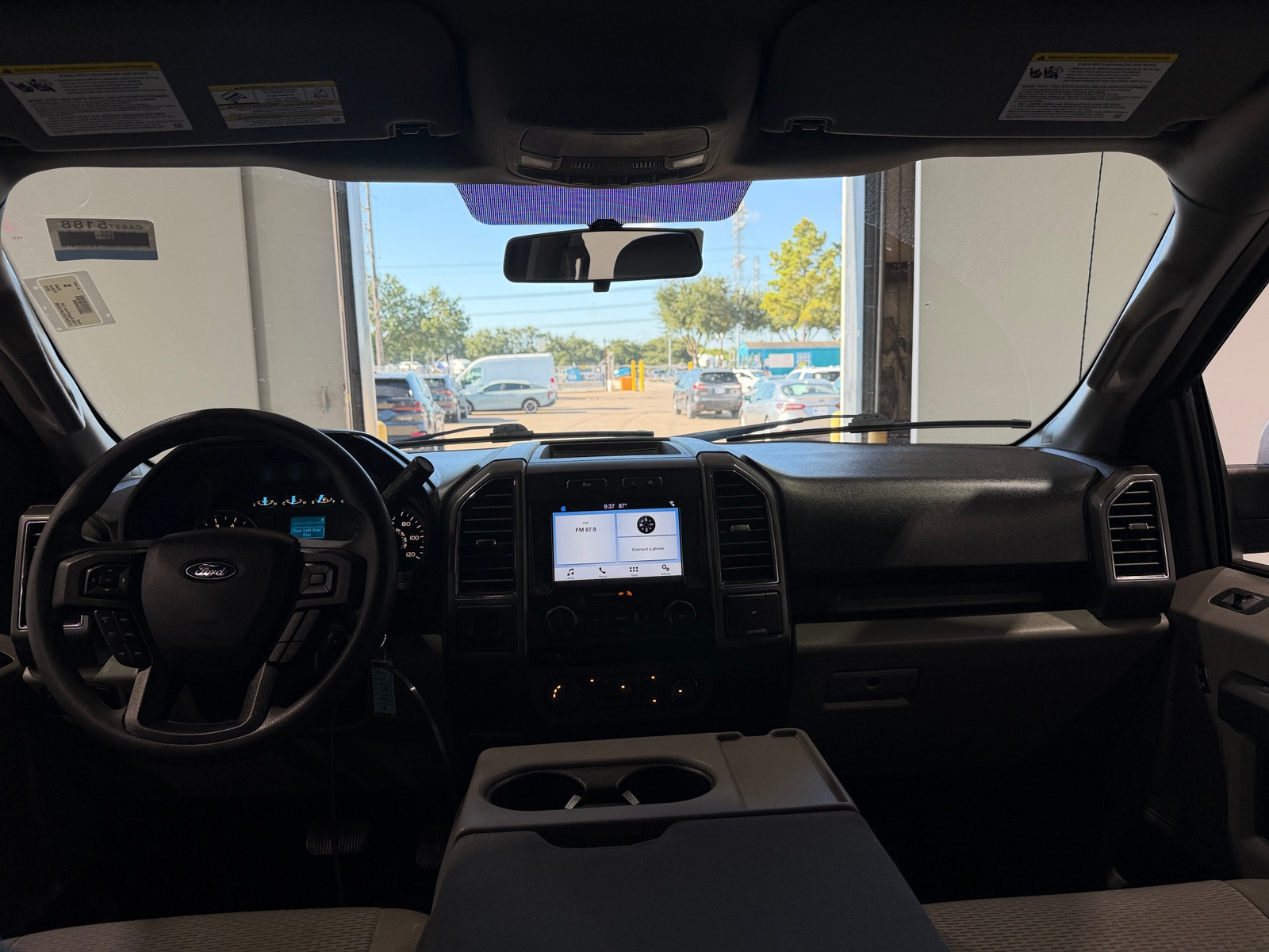 Thumbnail: 2018 Ford Econoline - 3