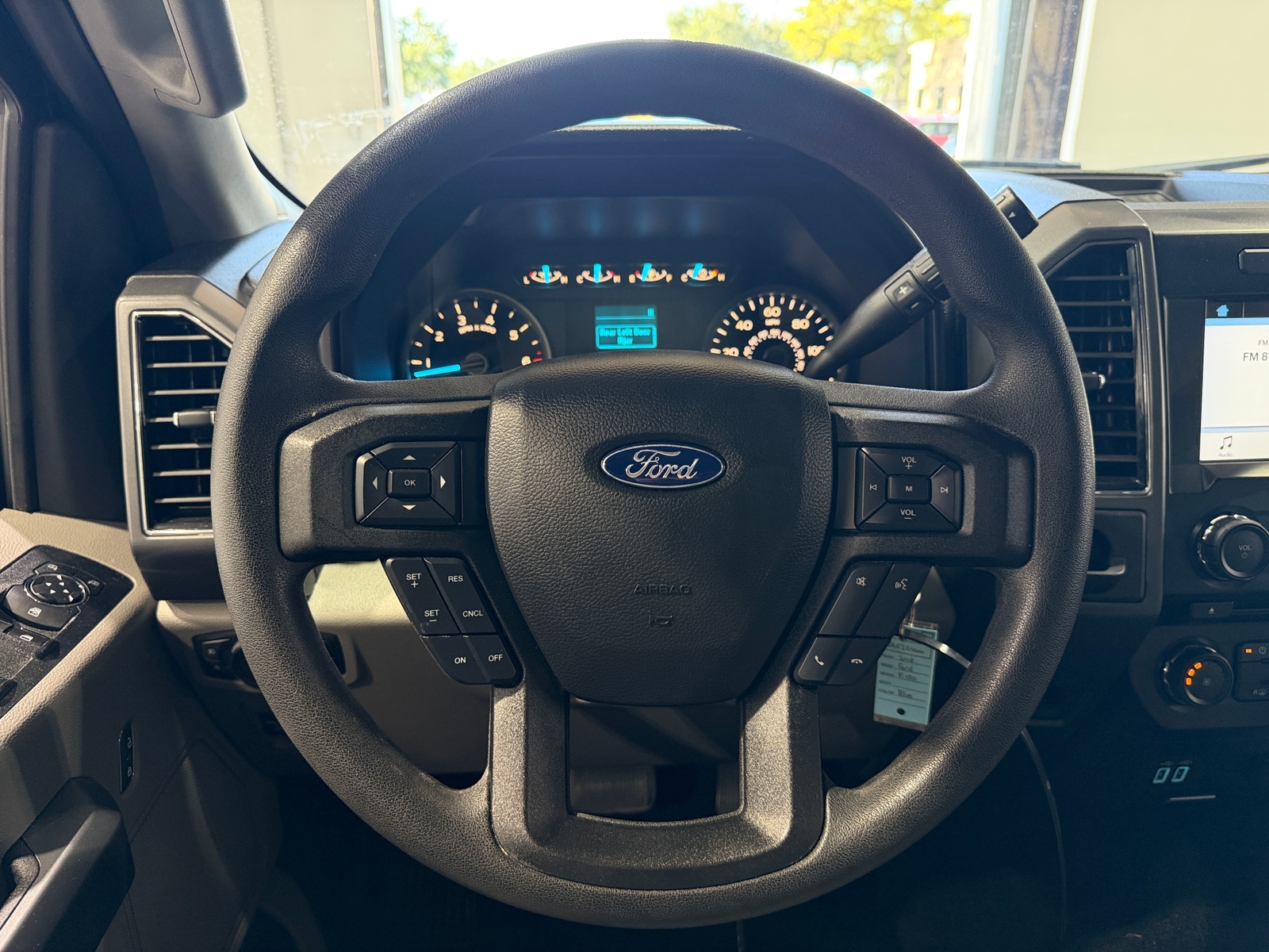 Thumbnail: 2018 Ford Econoline - 5