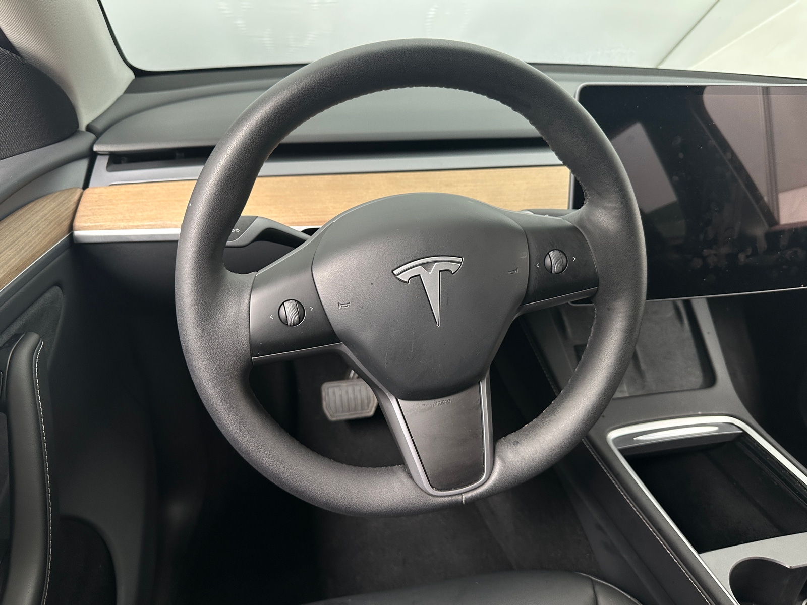 Thumbnail: 2025 Tesla Model Y - 4