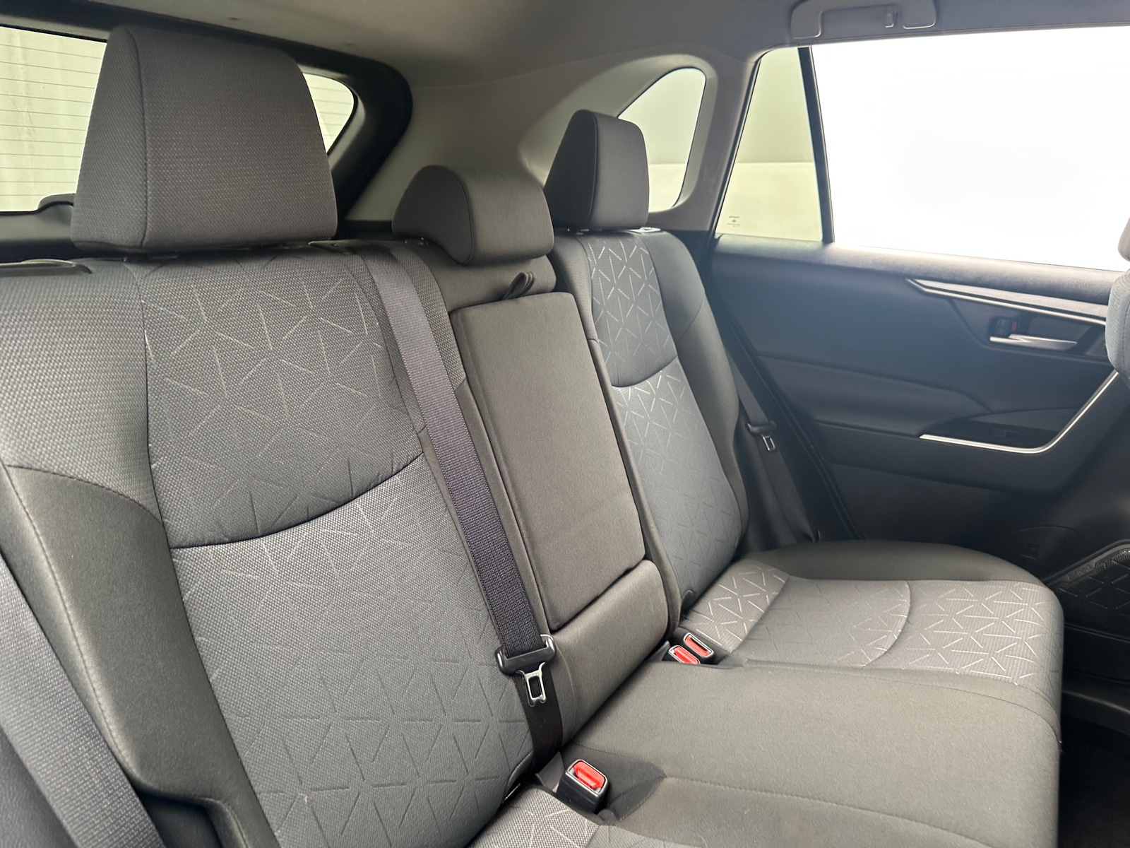 Thumbnail: 2025 Toyota RAV4 - 6