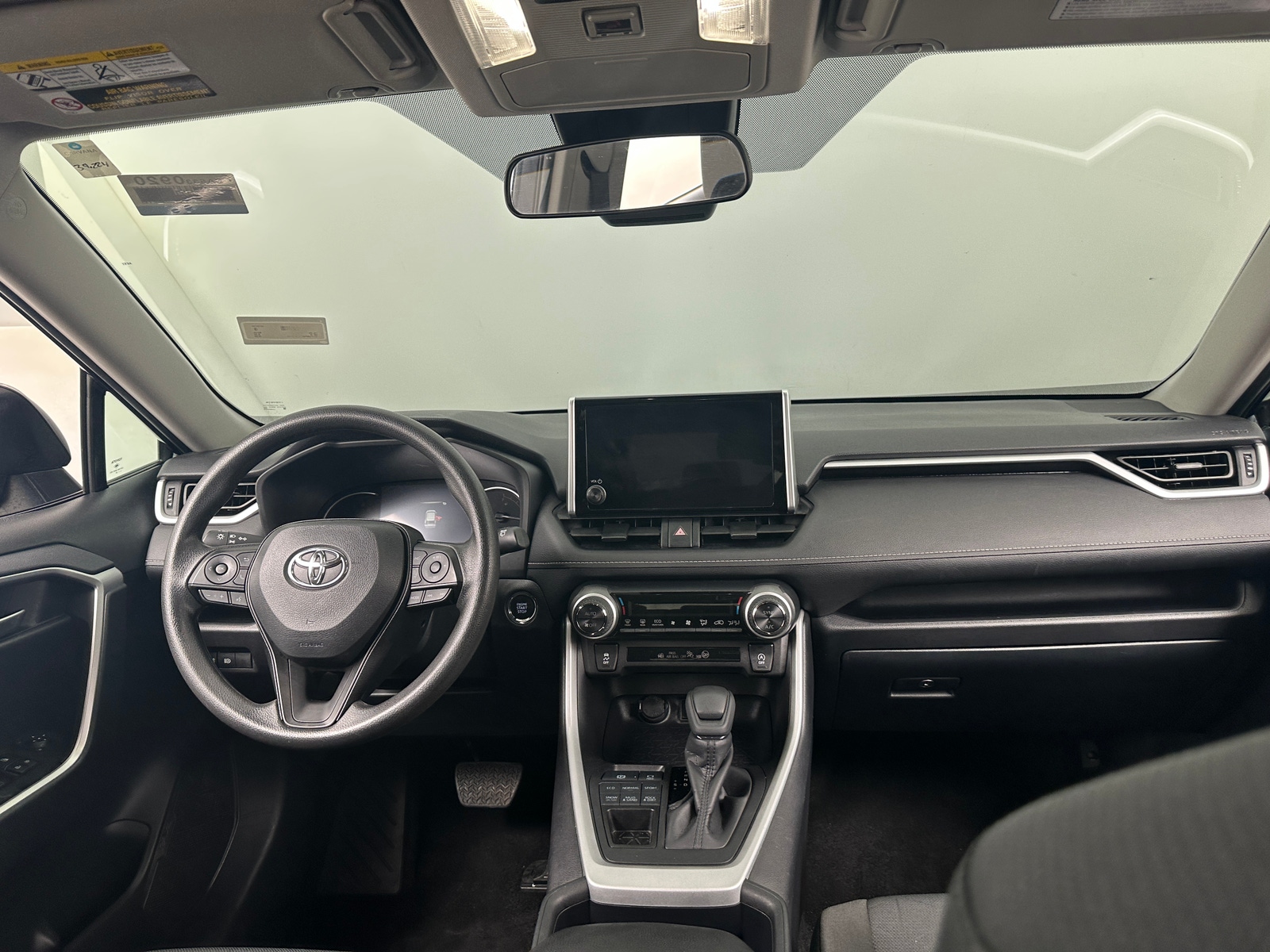 Thumbnail: 2025 Toyota RAV4 - 3