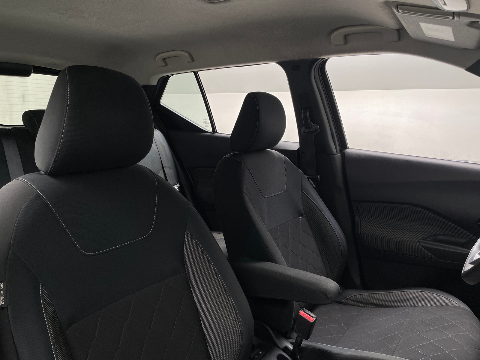 Thumbnail: 2019 Nissan Kicks - 2