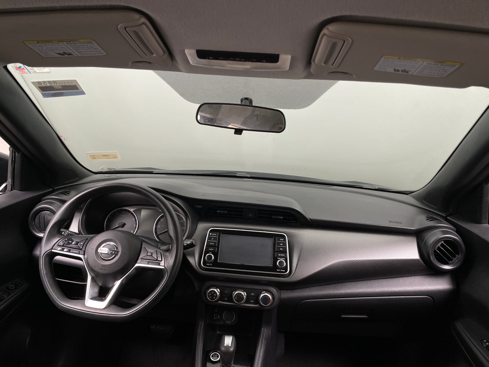 Thumbnail: 2019 Nissan Kicks - 3