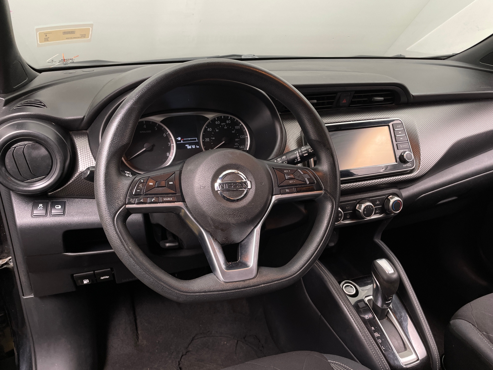 Thumbnail: 2019 Nissan Kicks - 5