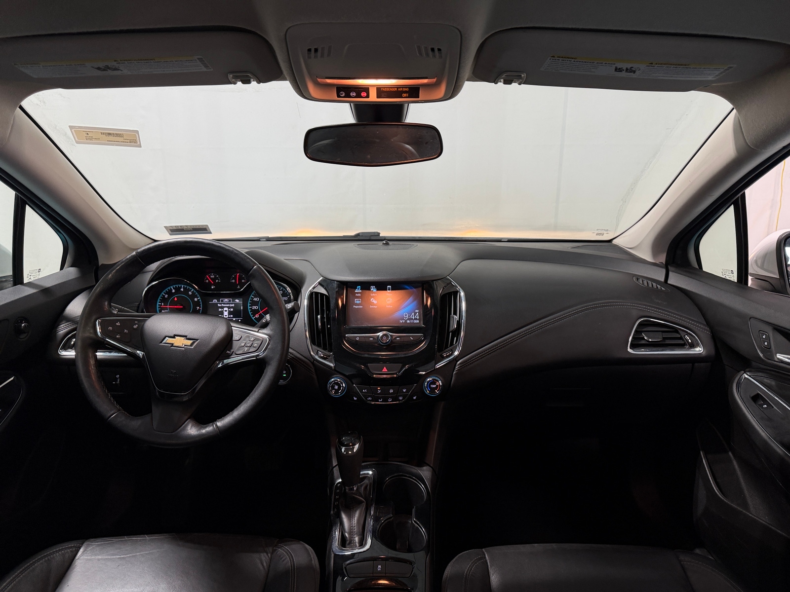 Thumbnail: 2018 Chevrolet Cruze - 2