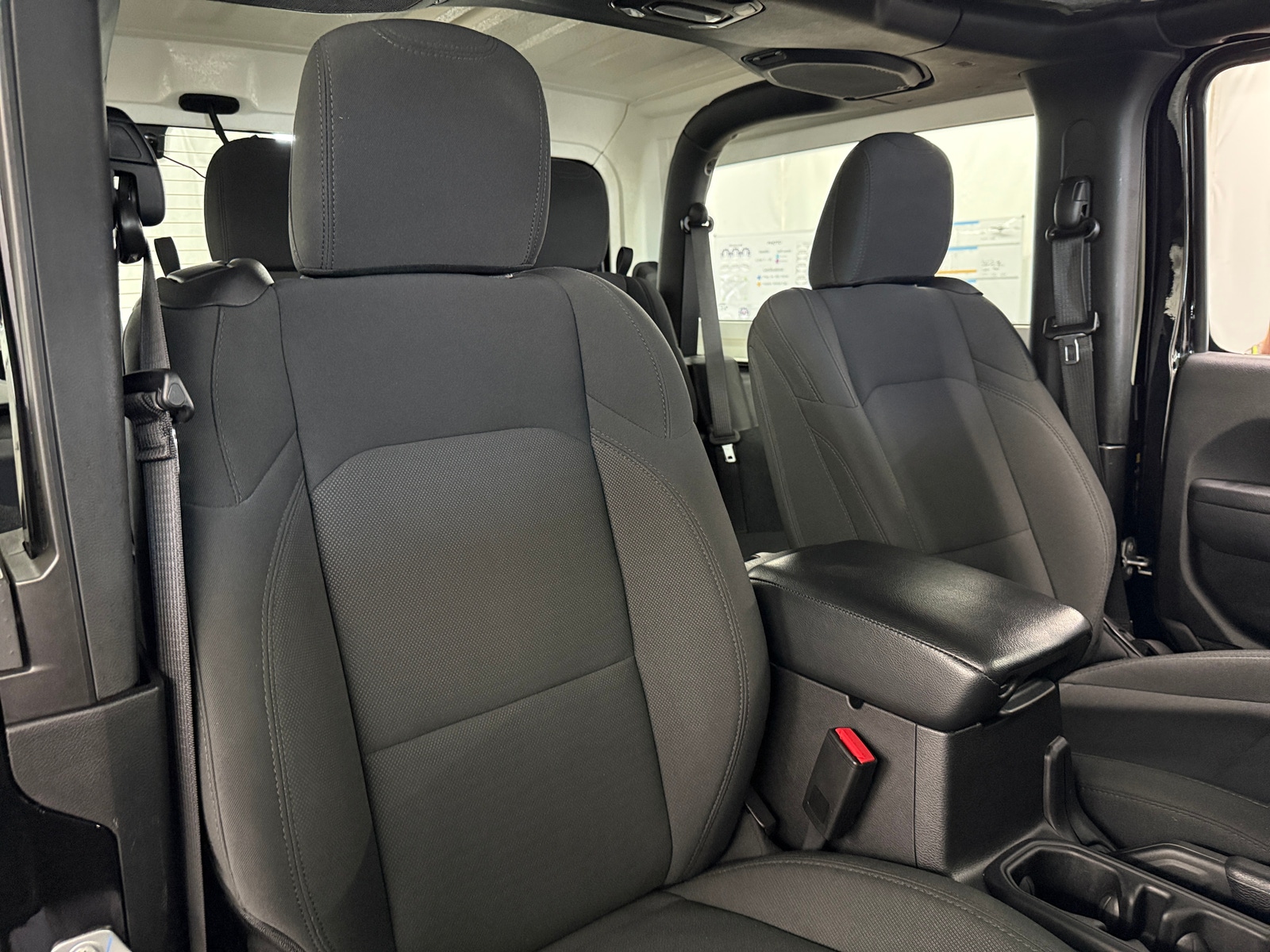 Thumbnail: 2022 Jeep Wrangler - 2