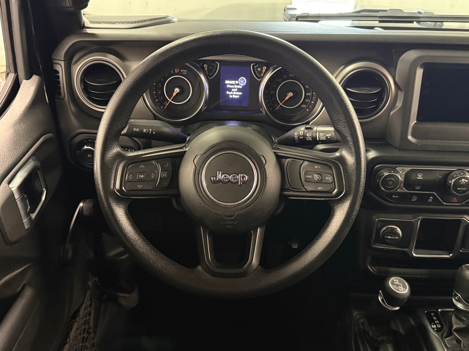 Thumbnail: 2022 Jeep Wrangler - 5