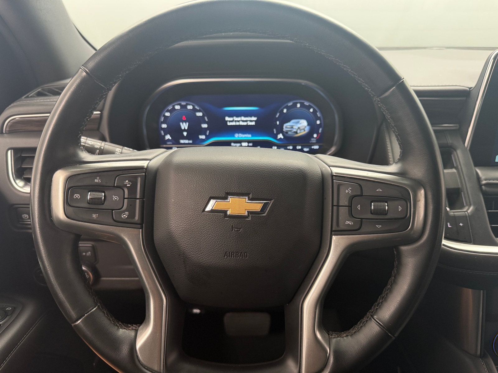 Thumbnail: 2023 Chevrolet Tahoe - 4