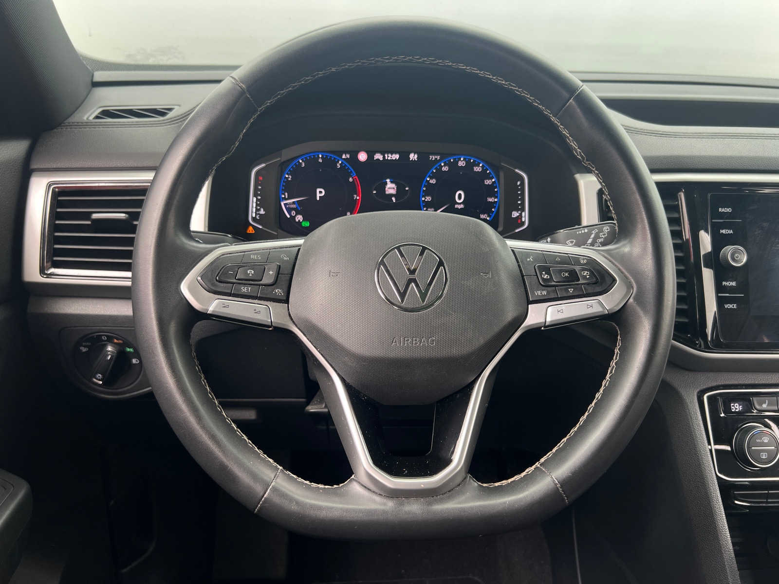 Thumbnail: 2021 Volkswagen Atlas - 4
