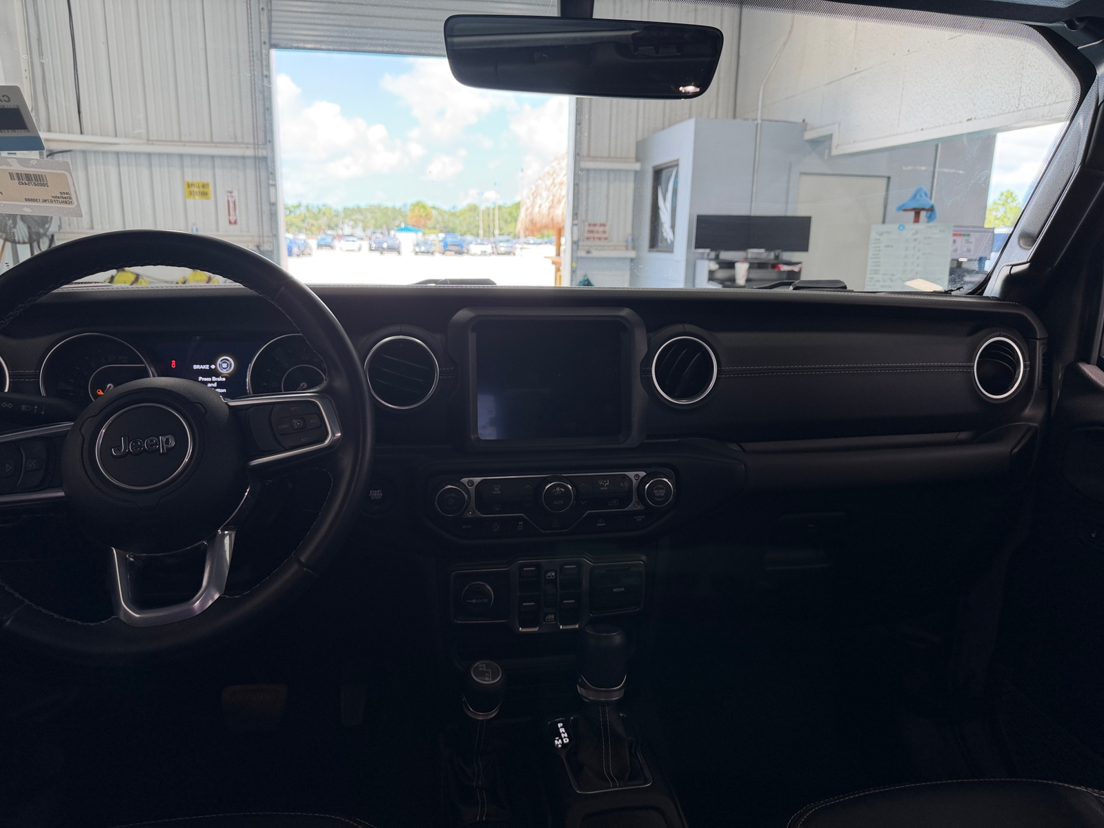 Thumbnail: 2022 Jeep Gladiator - 2