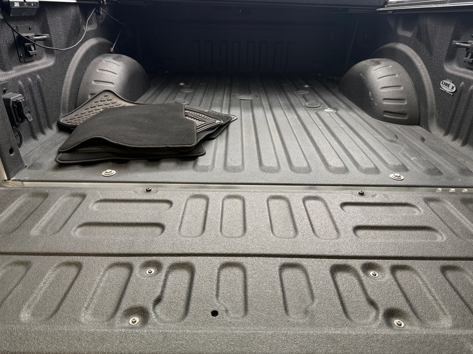 Thumbnail: 2019 Ford Econoline - 7