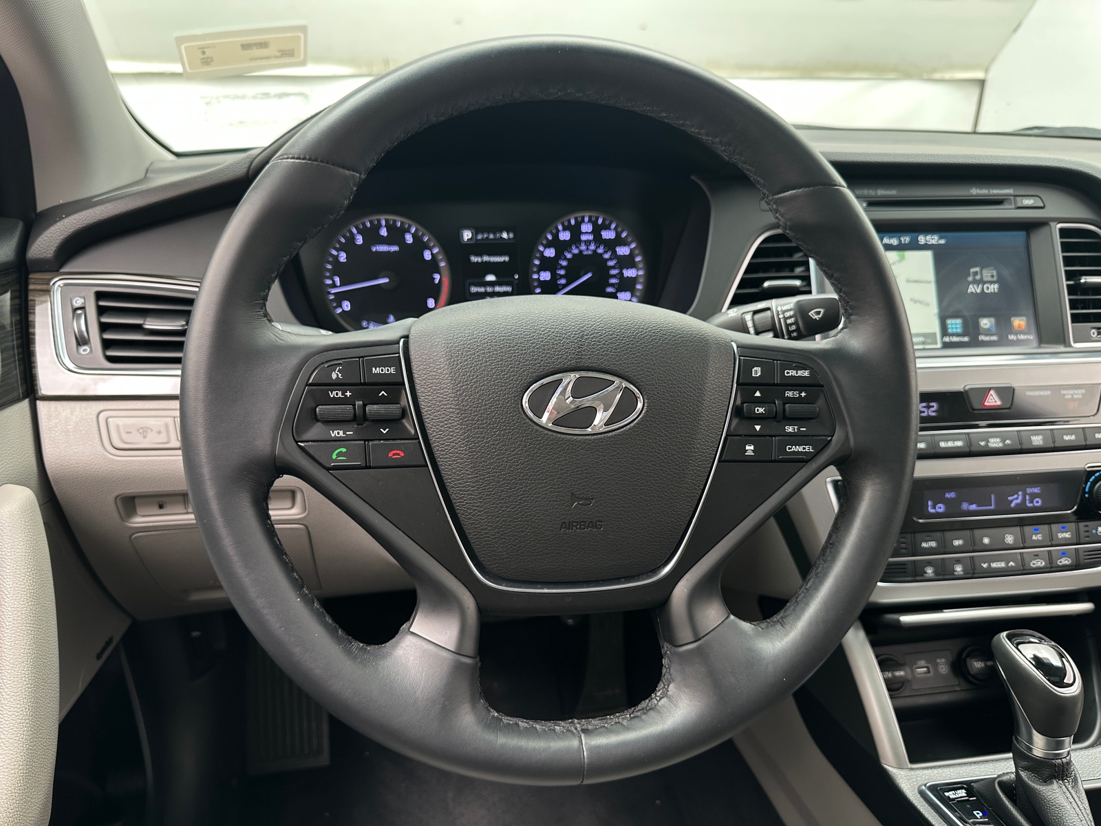 Thumbnail: 2017 Hyundai Sonata - 4