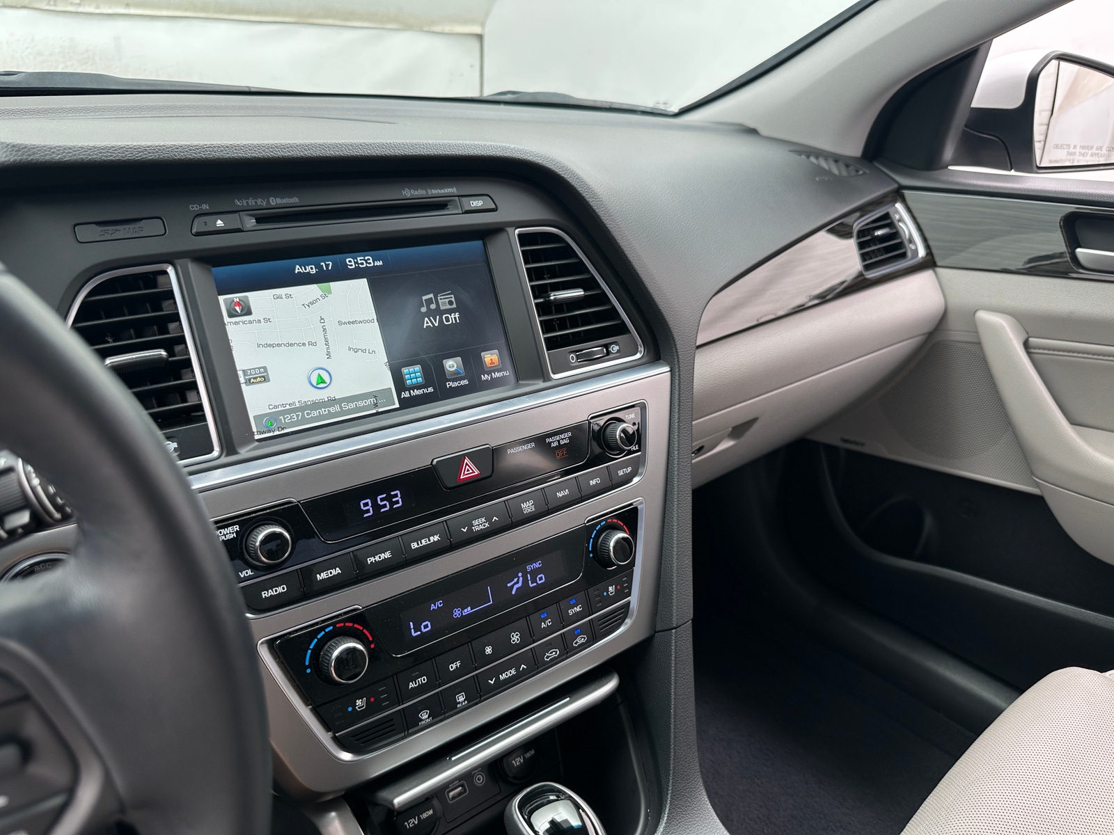 Thumbnail: 2017 Hyundai Sonata - 3