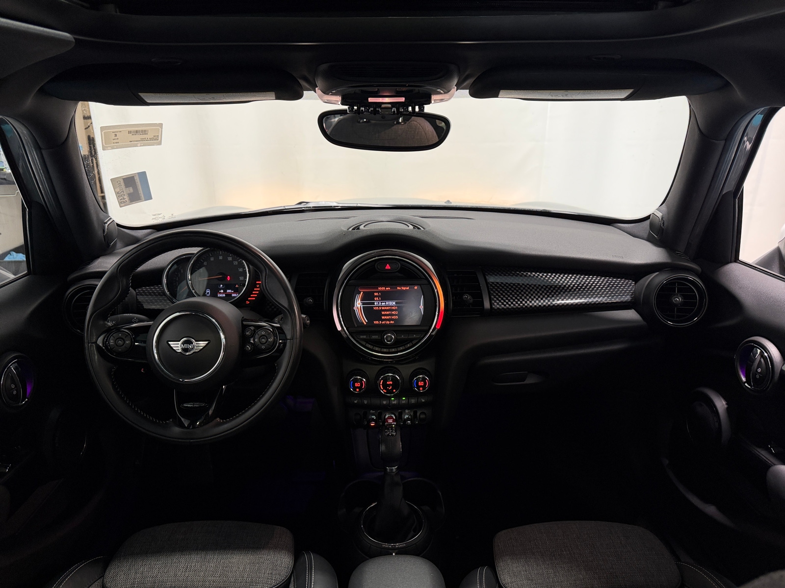Thumbnail: 2017 MINI Cooper Hardtop - 3