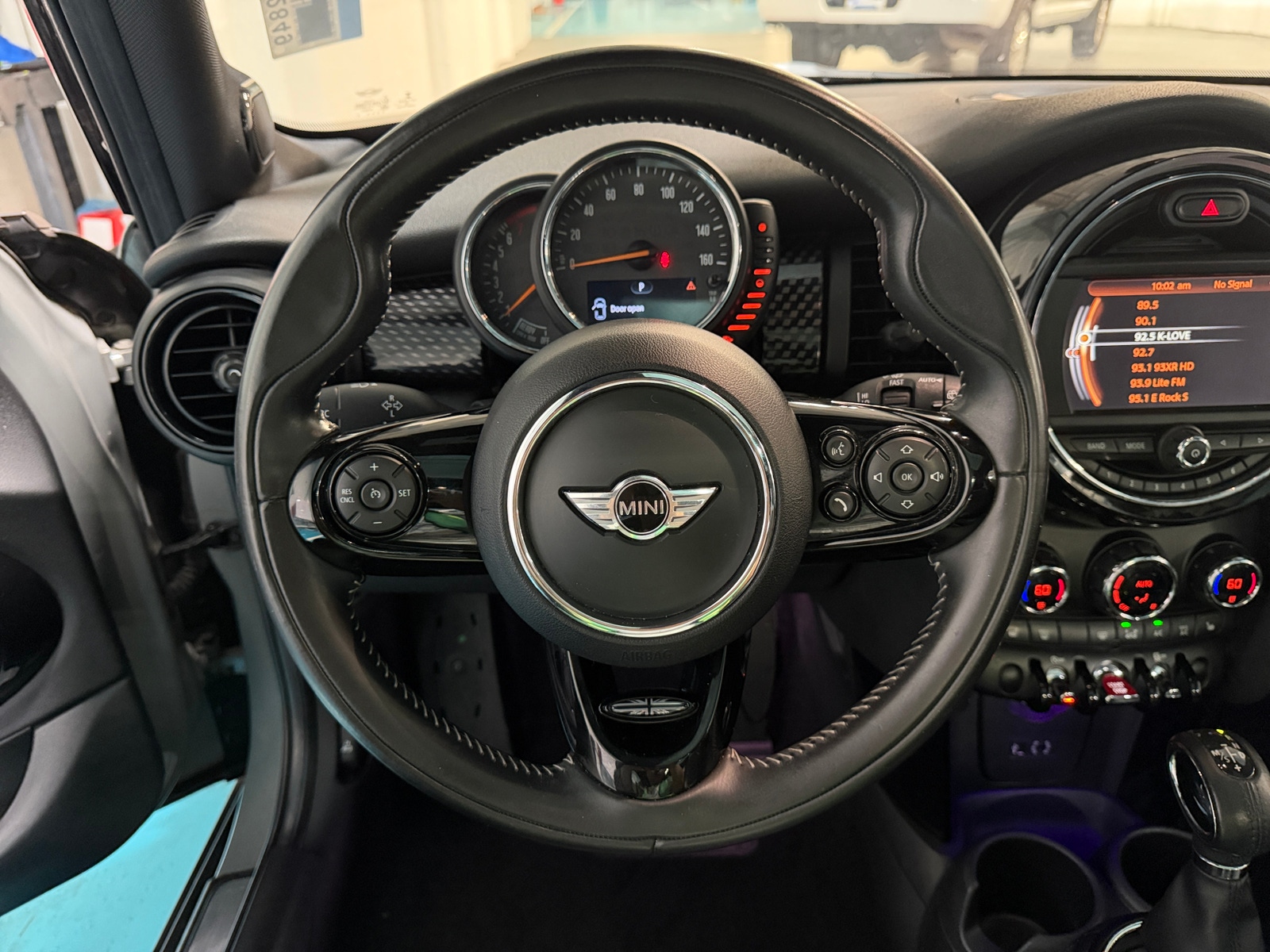 Thumbnail: 2017 MINI Cooper Hardtop - 5