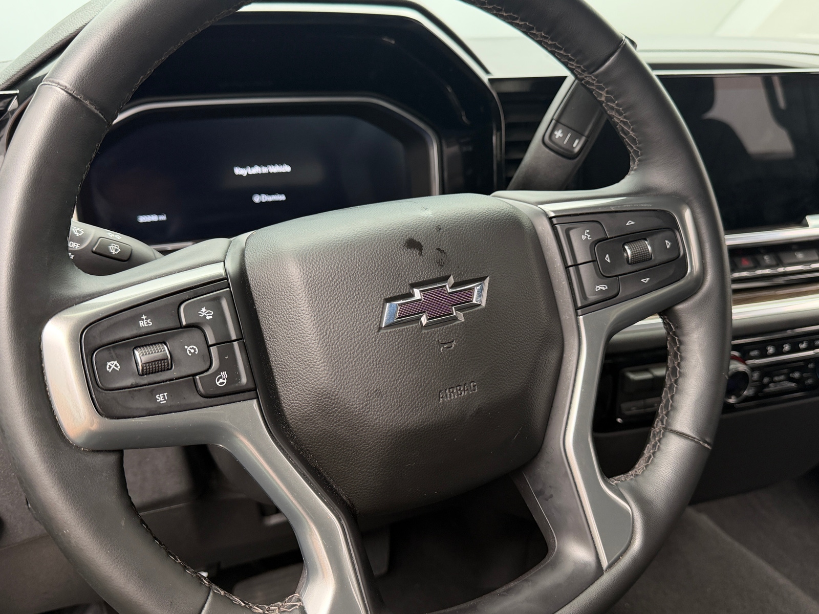 Thumbnail: 2026 Chevrolet Silverado 1500 - 5