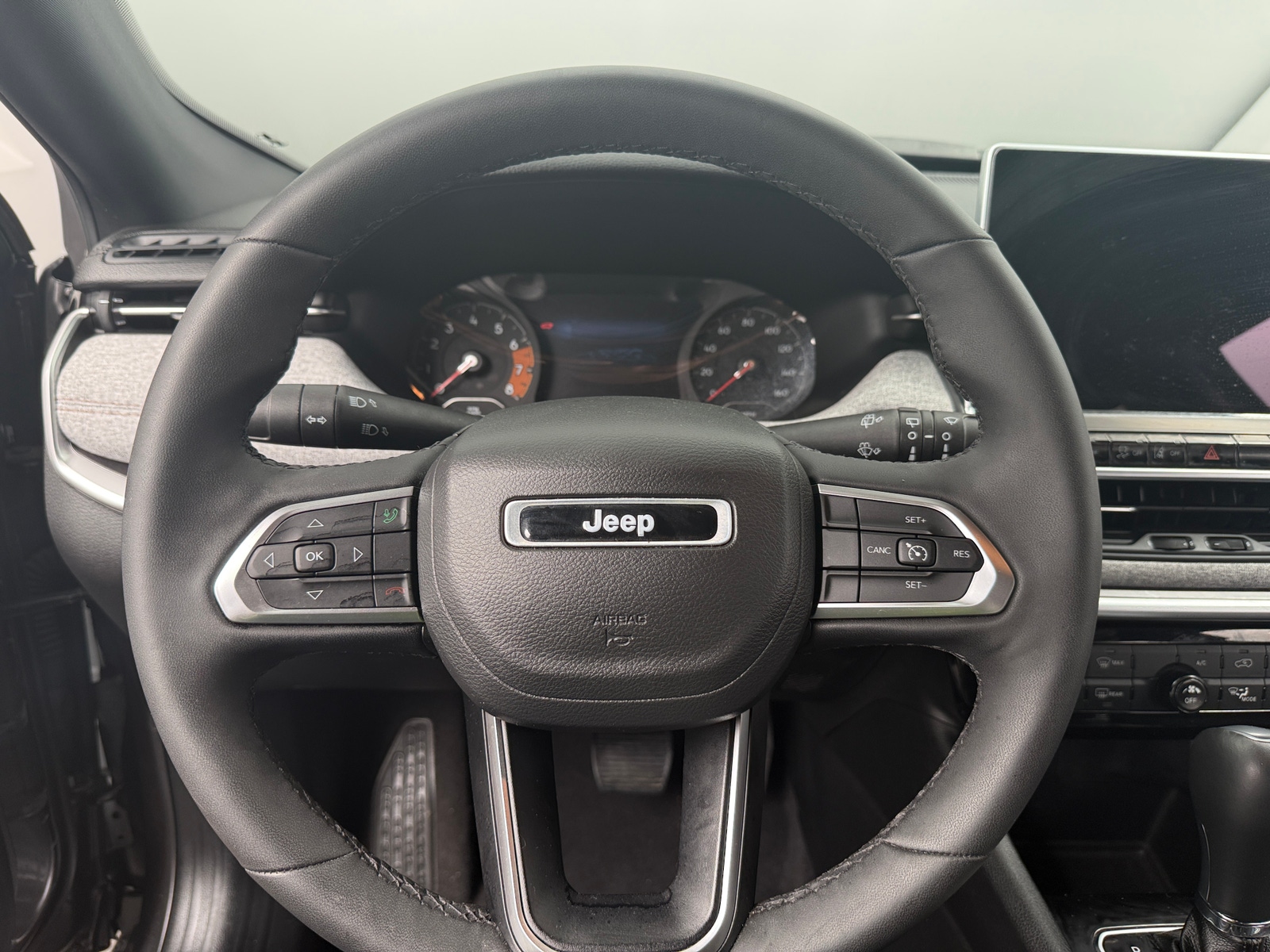 Thumbnail: 2023 Jeep Compass - 4