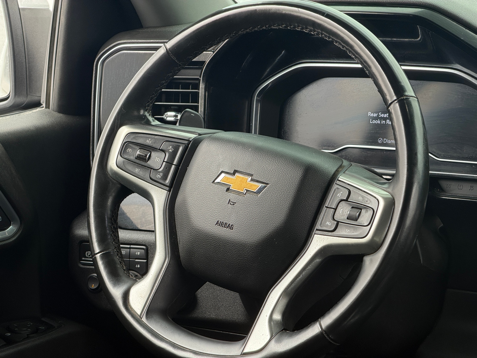 Thumbnail: 2025 Chevrolet Silverado 1500 - 5