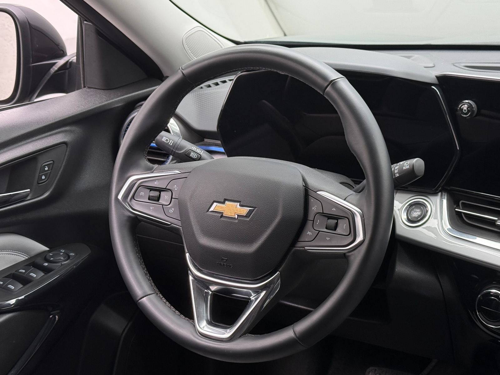 Thumbnail: 2025 Chevrolet Trax - 4