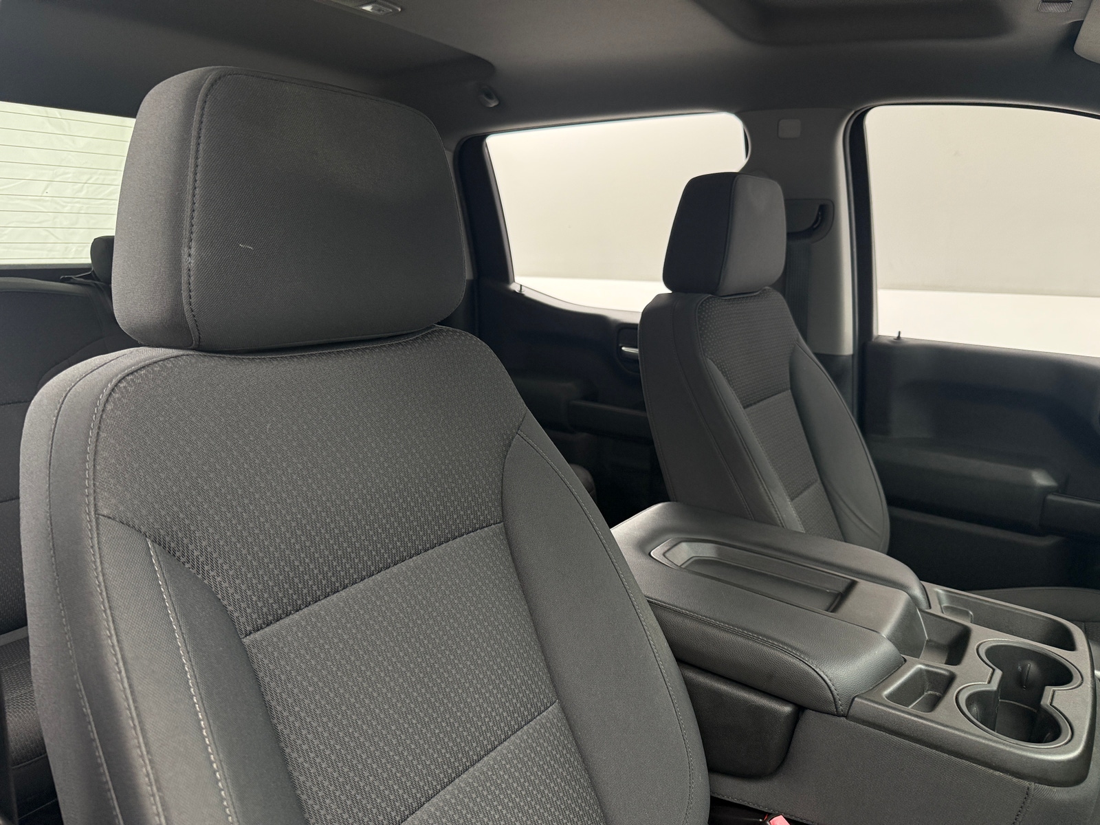 Thumbnail: 2020 Chevrolet Silverado 1500 - 2