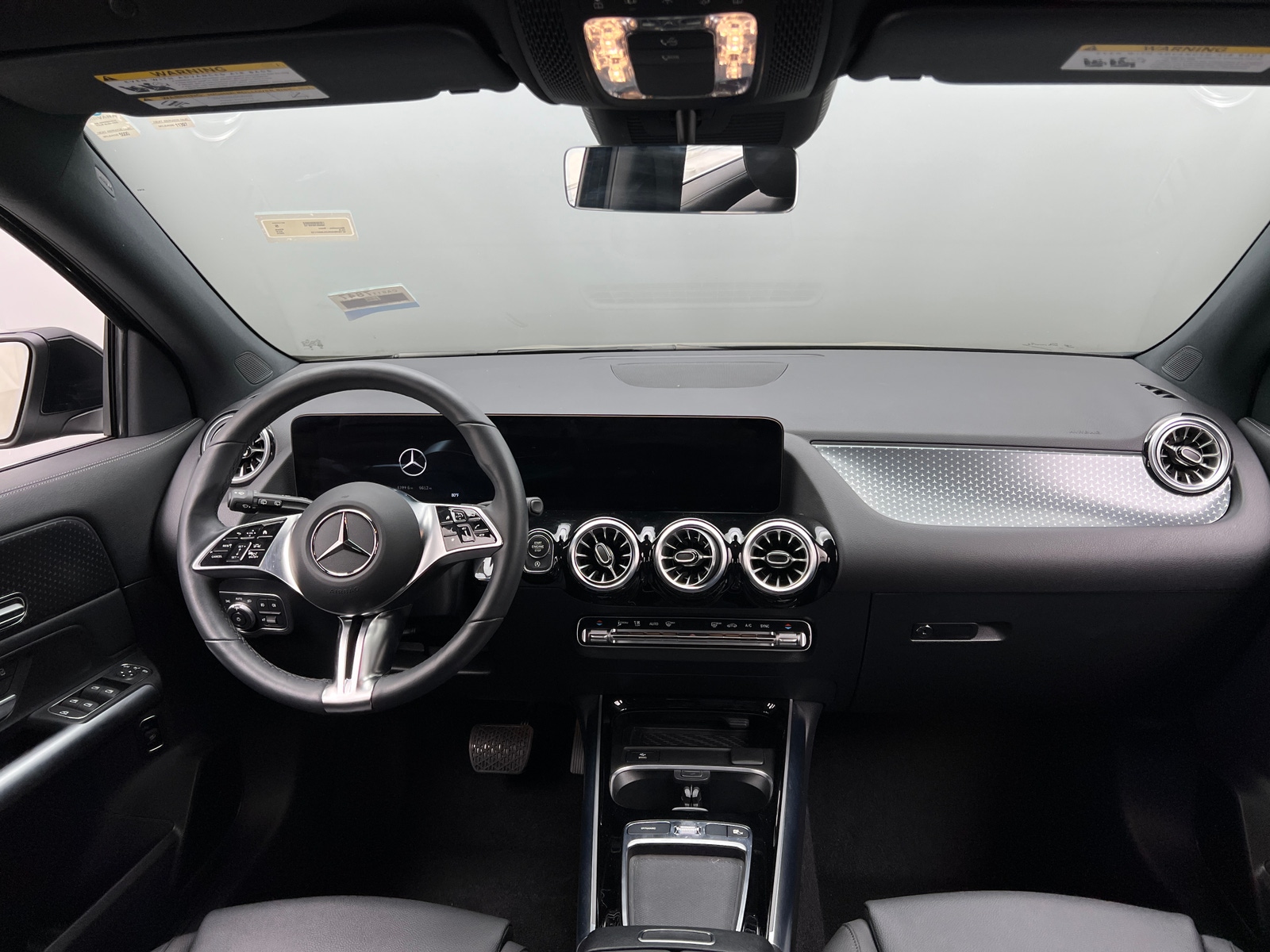 Thumbnail: 2025 Mercedes-Benz GLA - 2