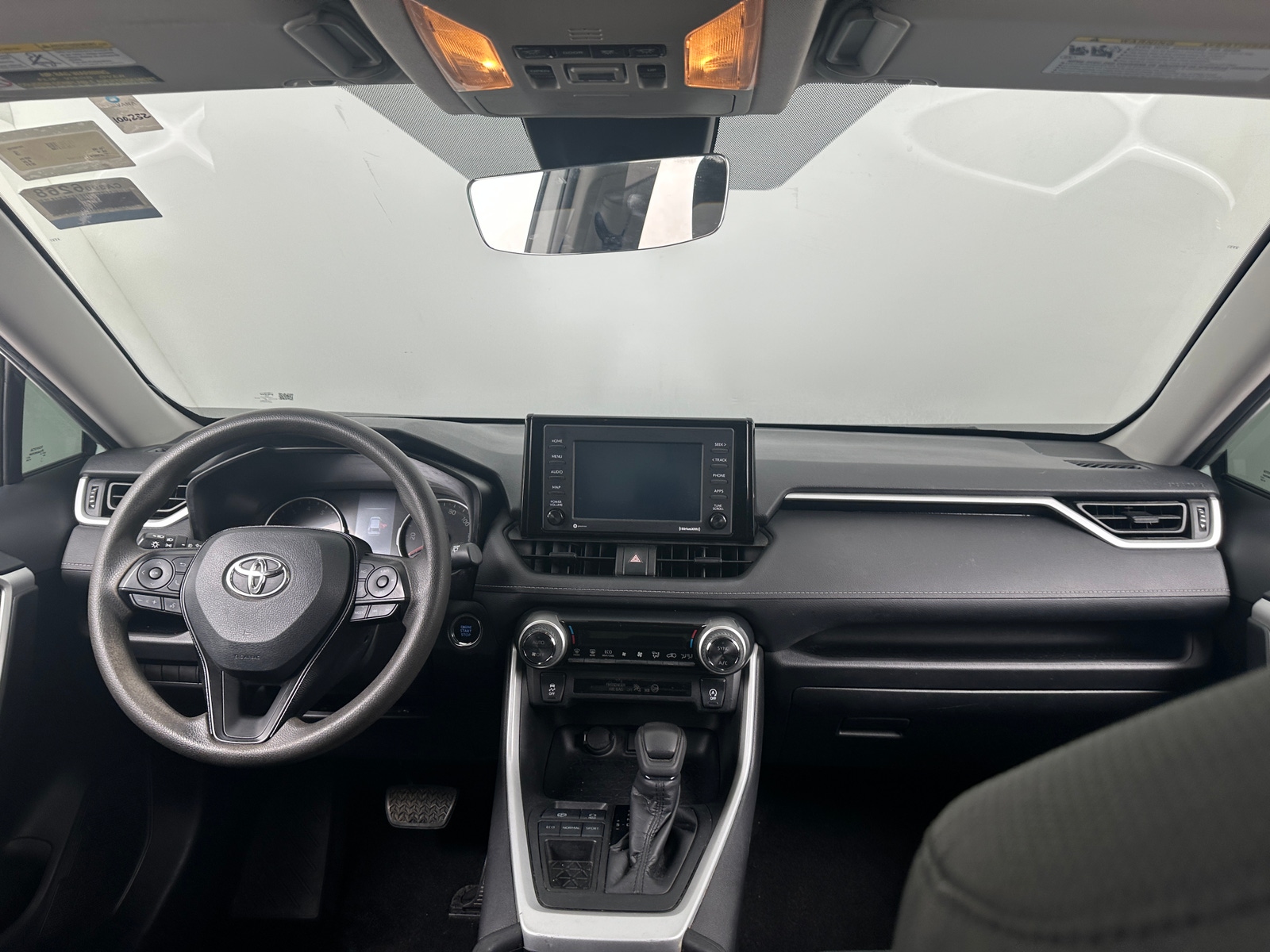 Thumbnail: 2021 Toyota RAV4 - 3