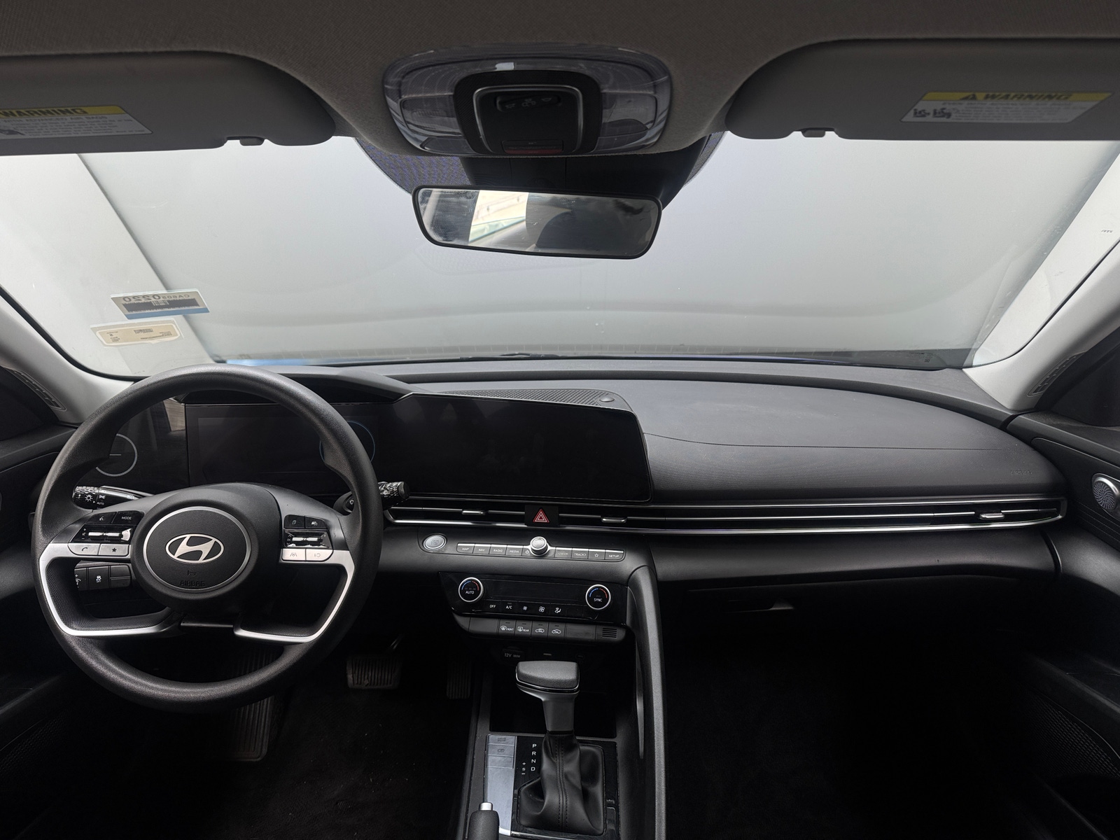 Thumbnail: 2024 Hyundai Elantra - 3