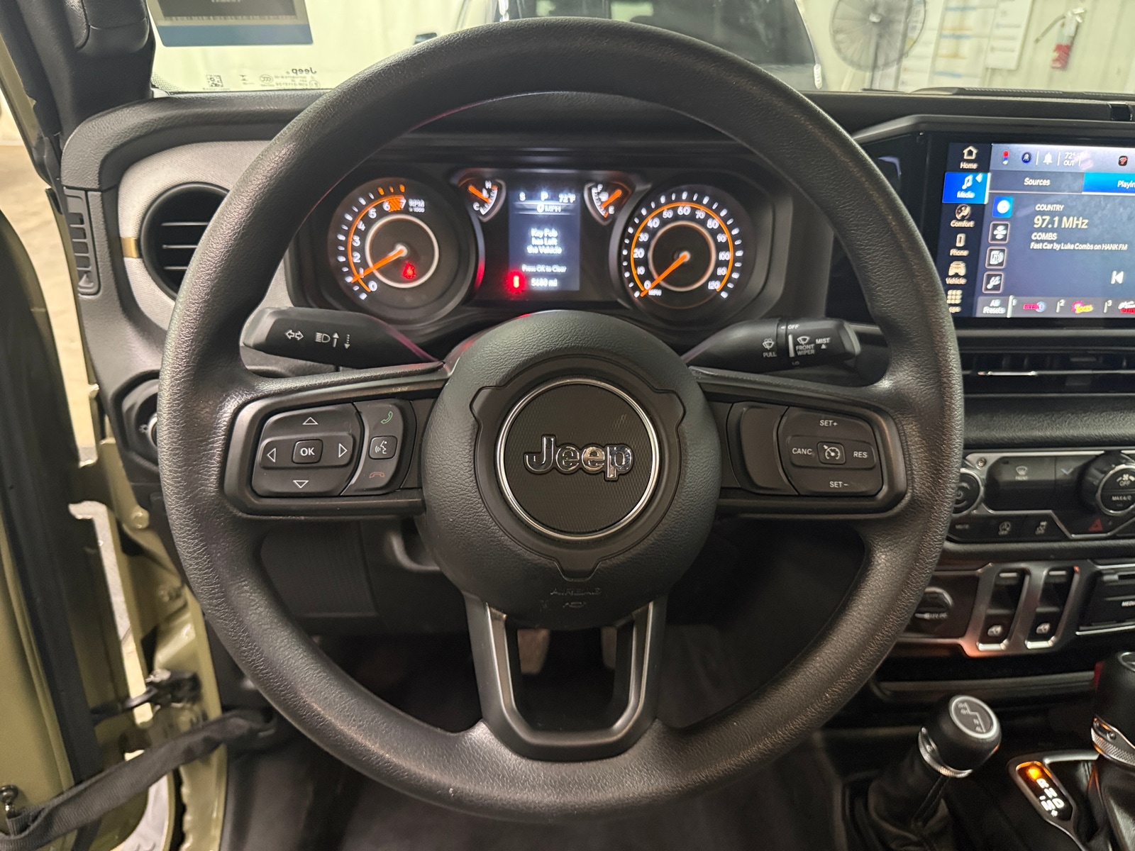 Thumbnail: 2026 Jeep Wrangler - 5