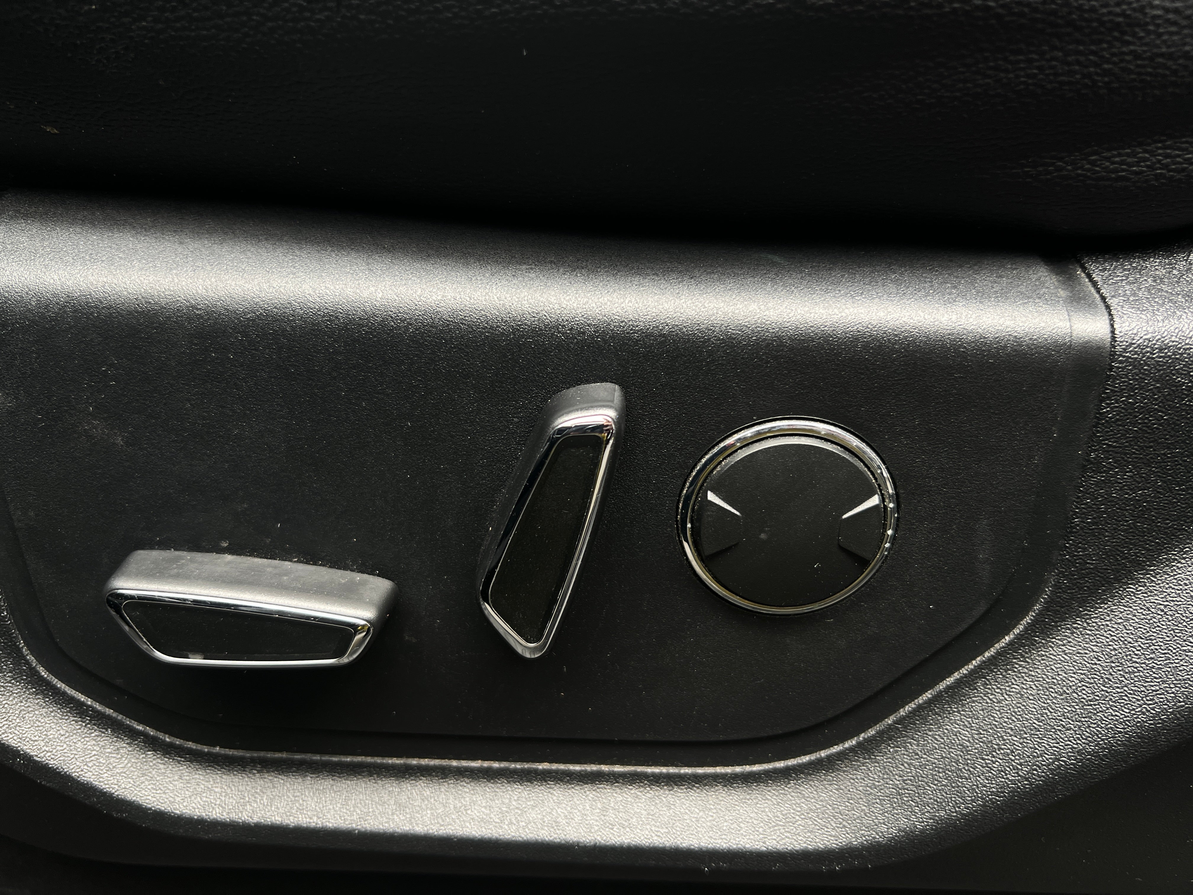 2017 Ford F-150 Lariat - Photo 10
