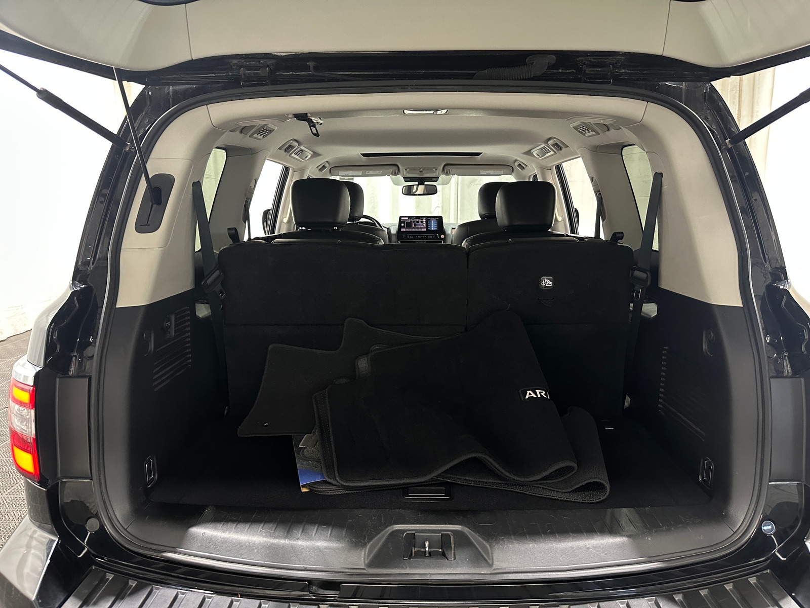 Thumbnail: 2024 Nissan Armada - 6