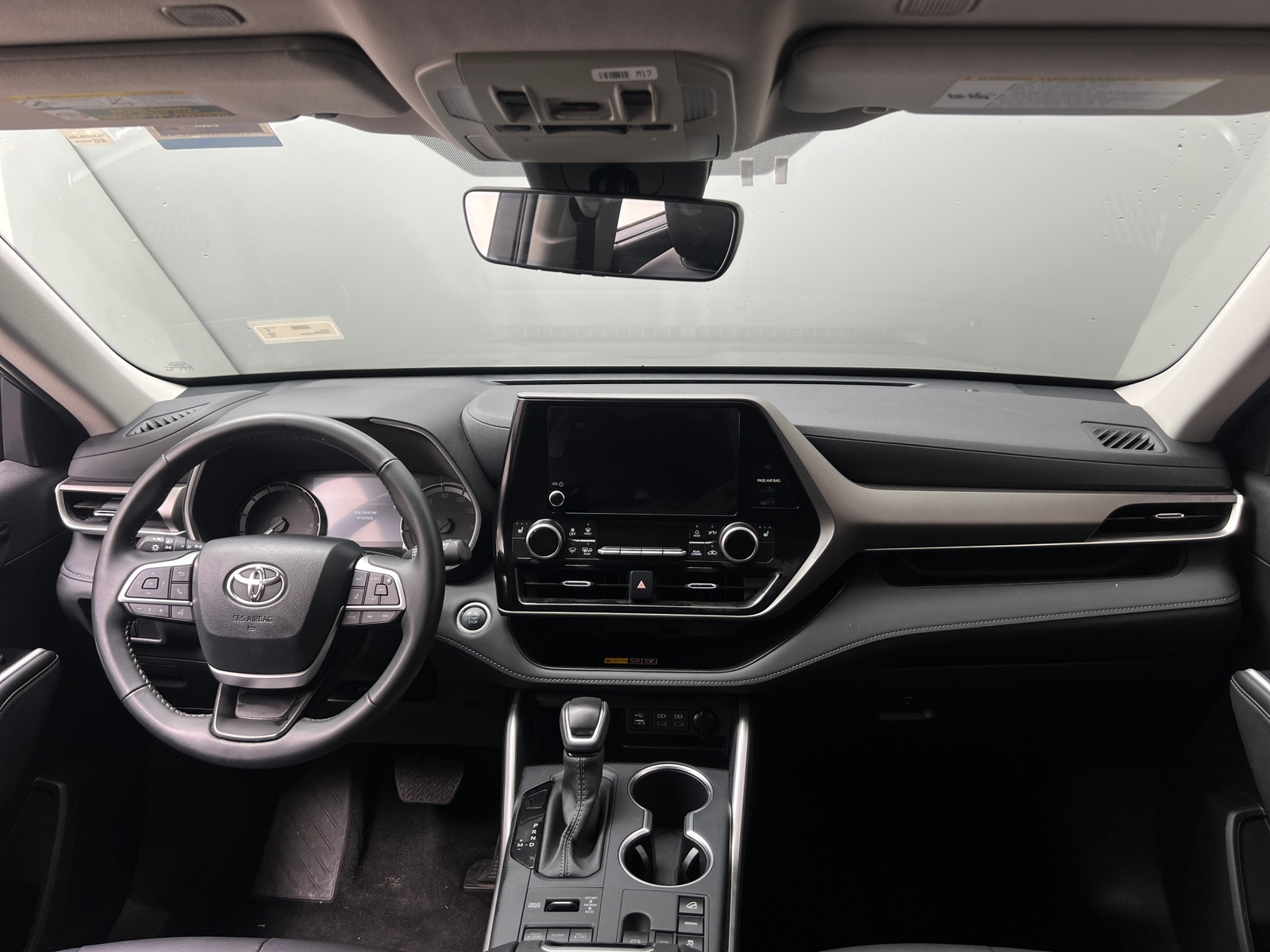 Thumbnail: 2026 Toyota Highlander - 3