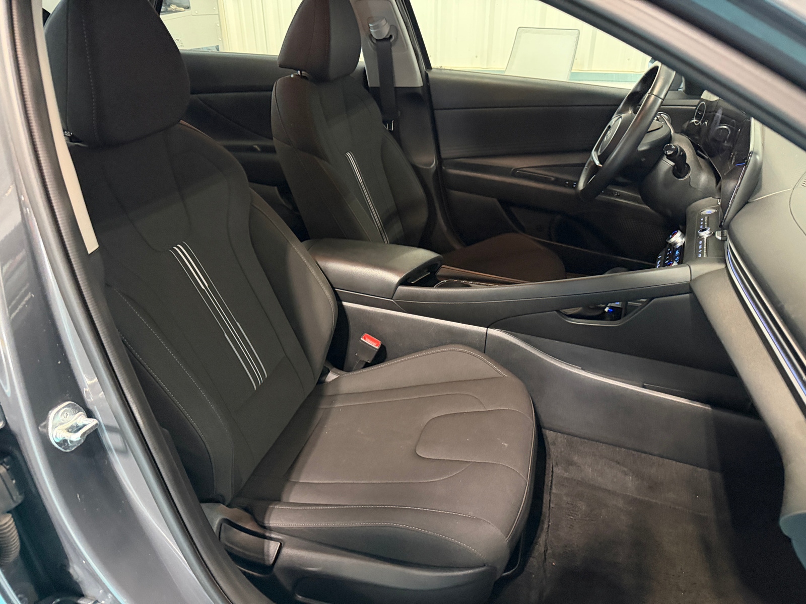 Thumbnail: 2025 Hyundai Elantra - 2