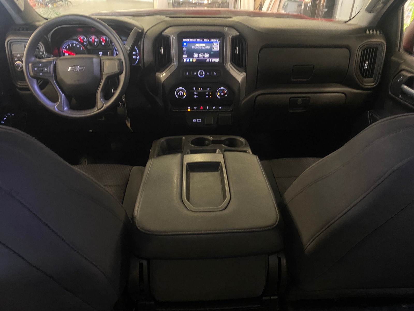 Thumbnail: 2021 Chevrolet Silverado 1500 - 3