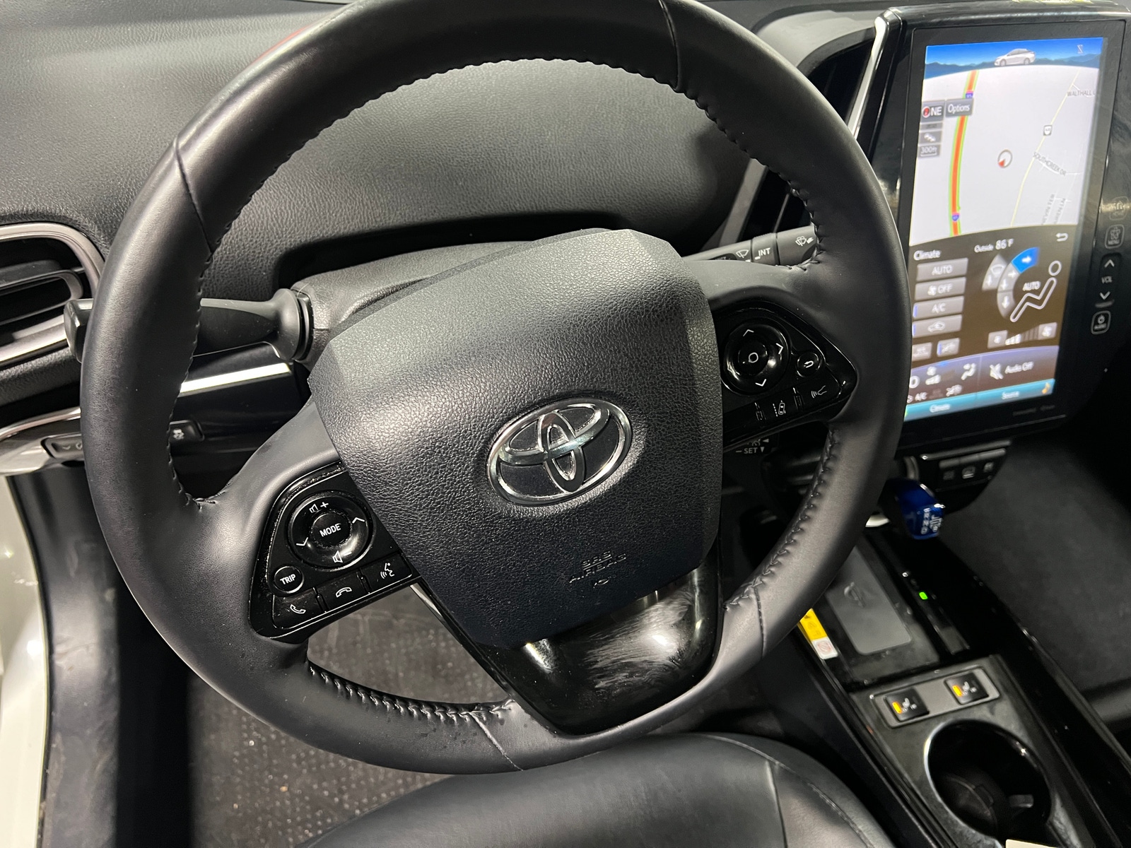 Thumbnail: 2020 Toyota Prius Prime - 4