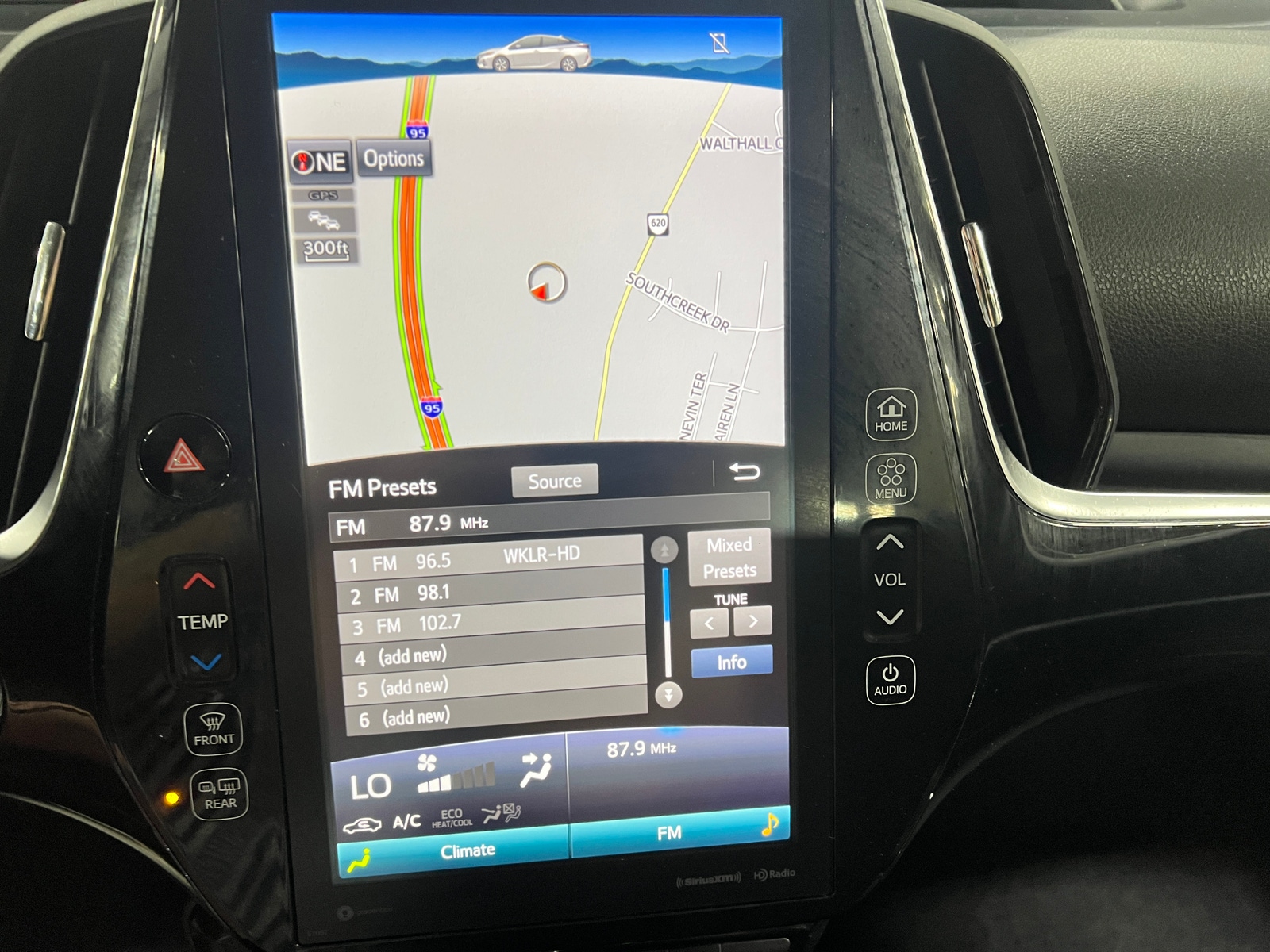 Thumbnail: 2020 Toyota Prius Prime - 3