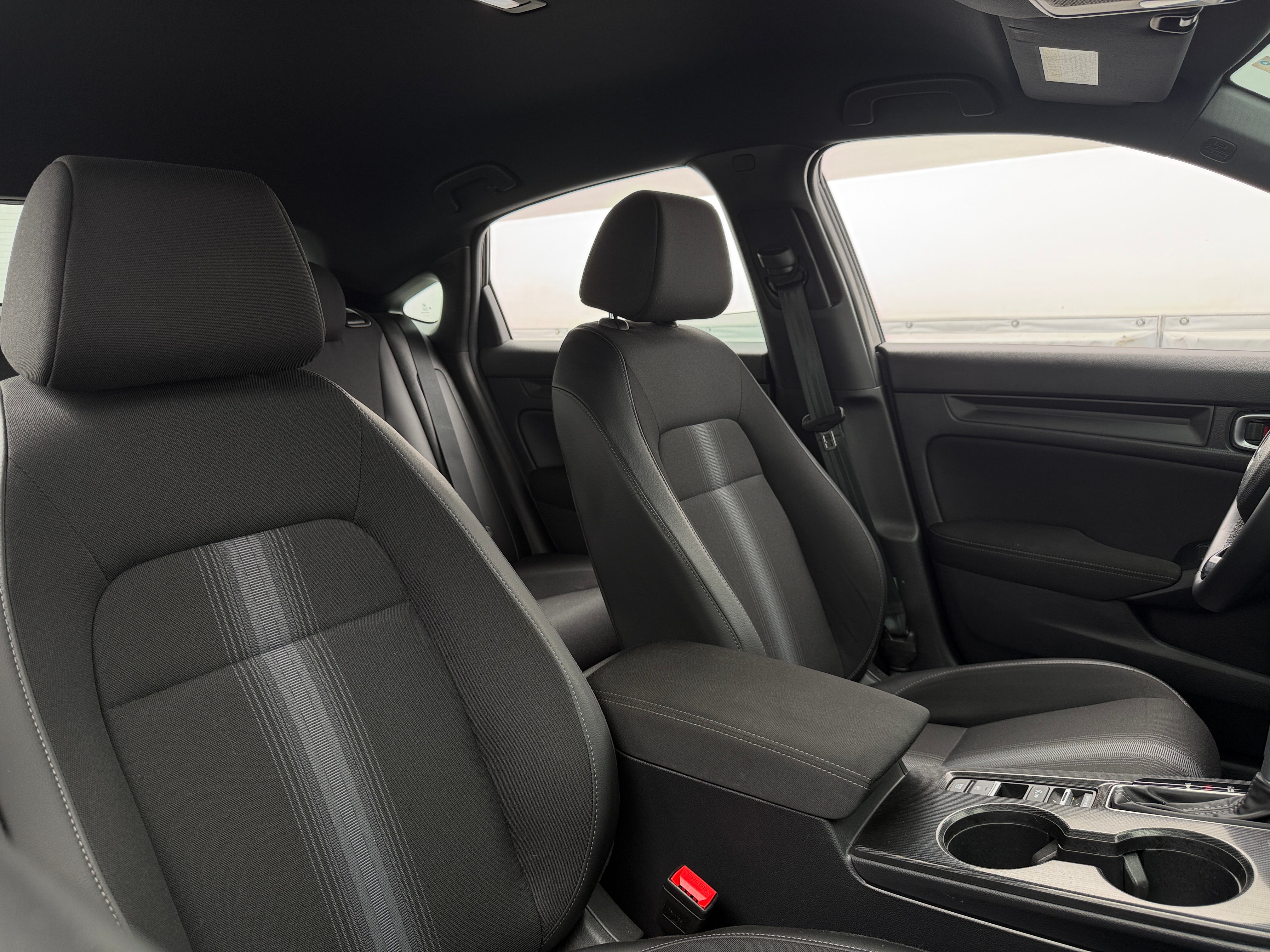 2025 Honda Civic Hatchback Sport - Photo 4