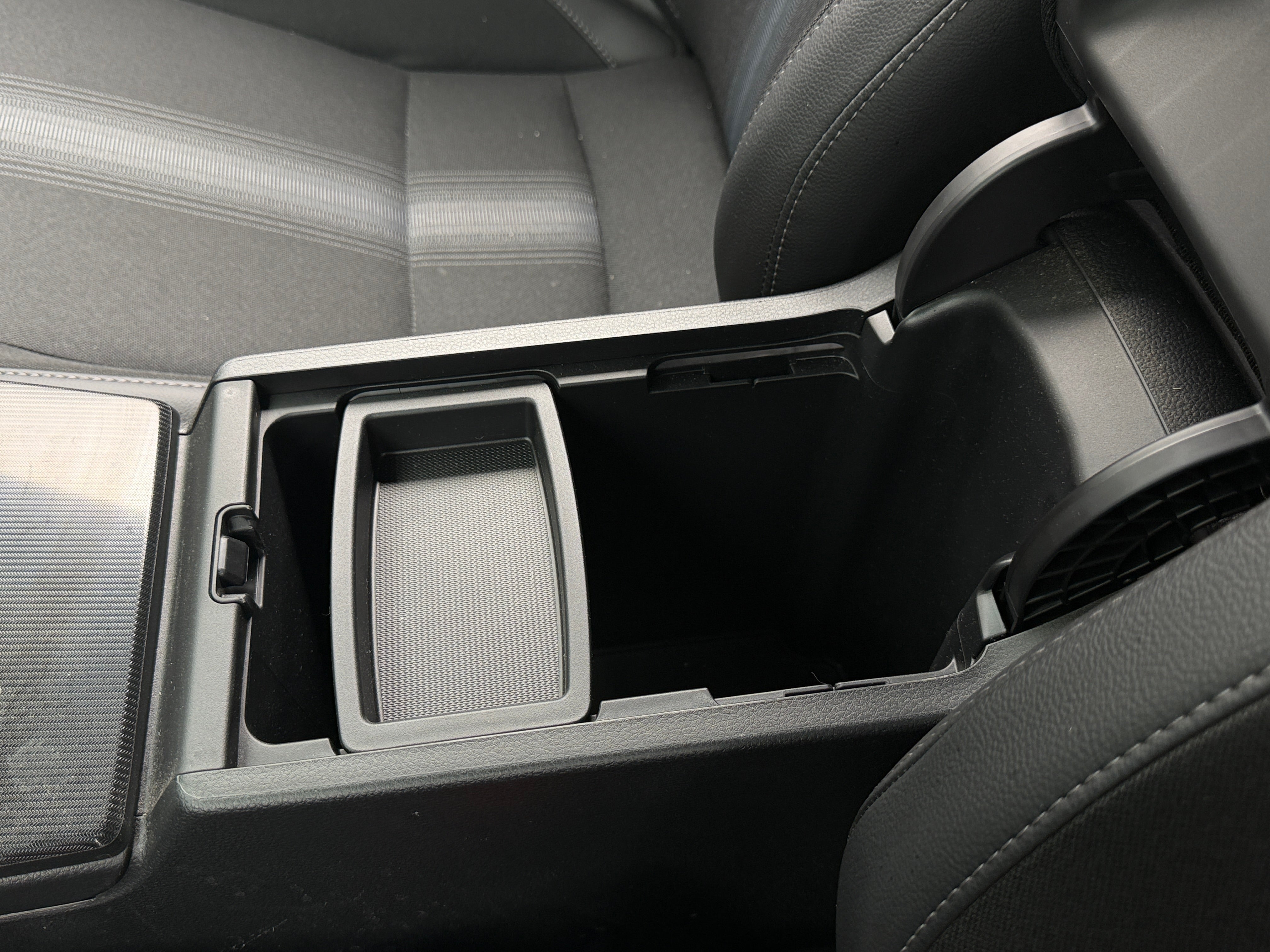 2025 Honda Civic Hatchback Sport - Photo 13