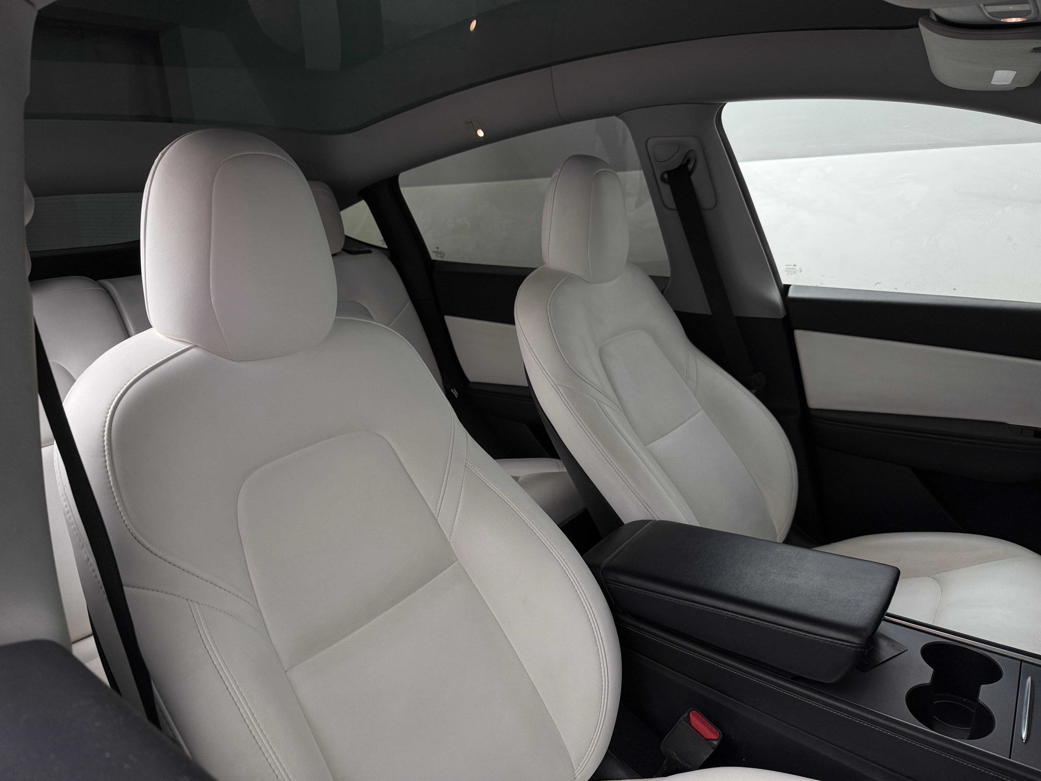 Used 2021 Tesla Model Y Long Range with VIN 5YJYGAEE5MF257896 for sale in Auburn, WA