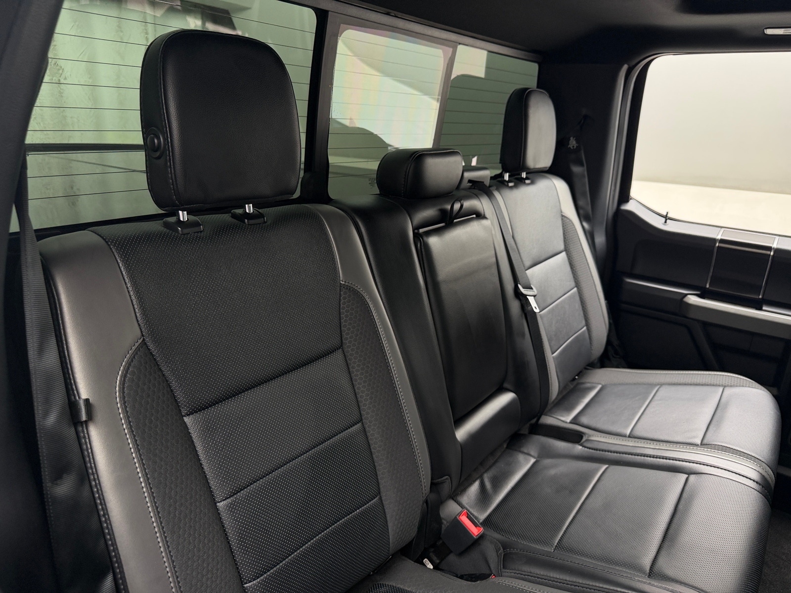 Thumbnail: 2019 Ford Econoline - 5