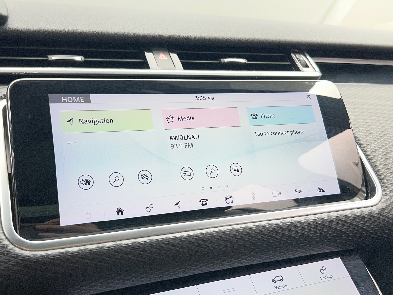 Thumbnail: 2018 Land Rover Range Rover Velar - 4