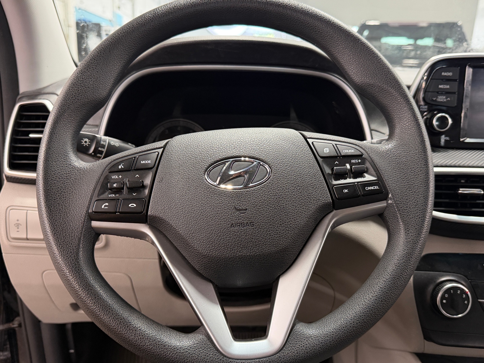 Thumbnail: 2020 Hyundai Tucson - 5