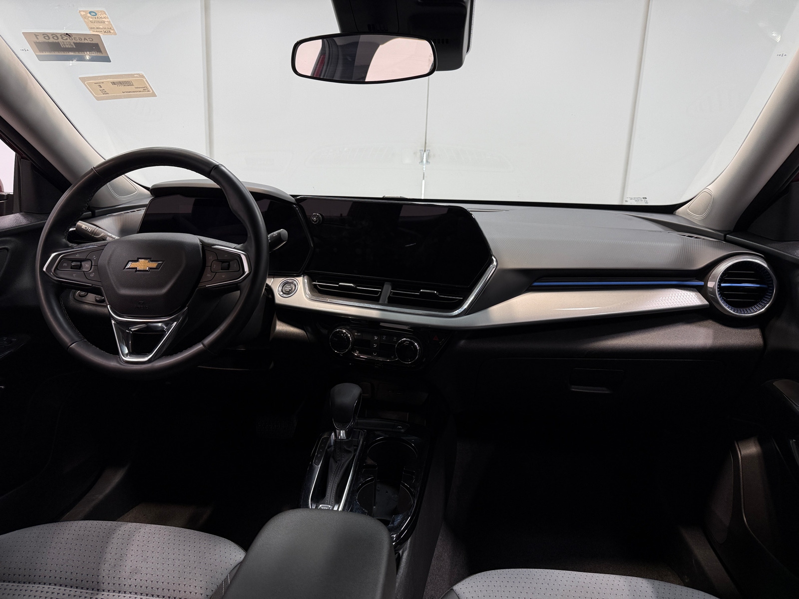 Thumbnail: 2025 Chevrolet Trax - 2
