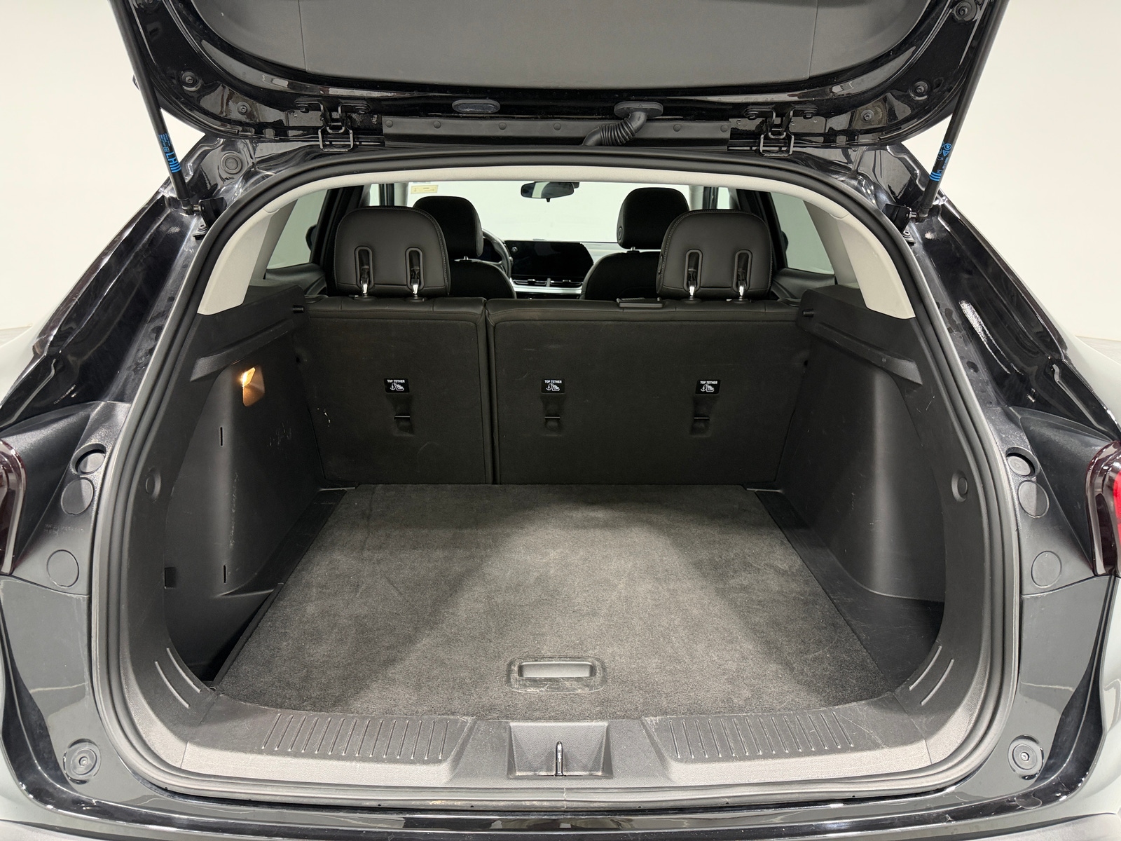 Thumbnail: 2024 Chevrolet Trax - 6
