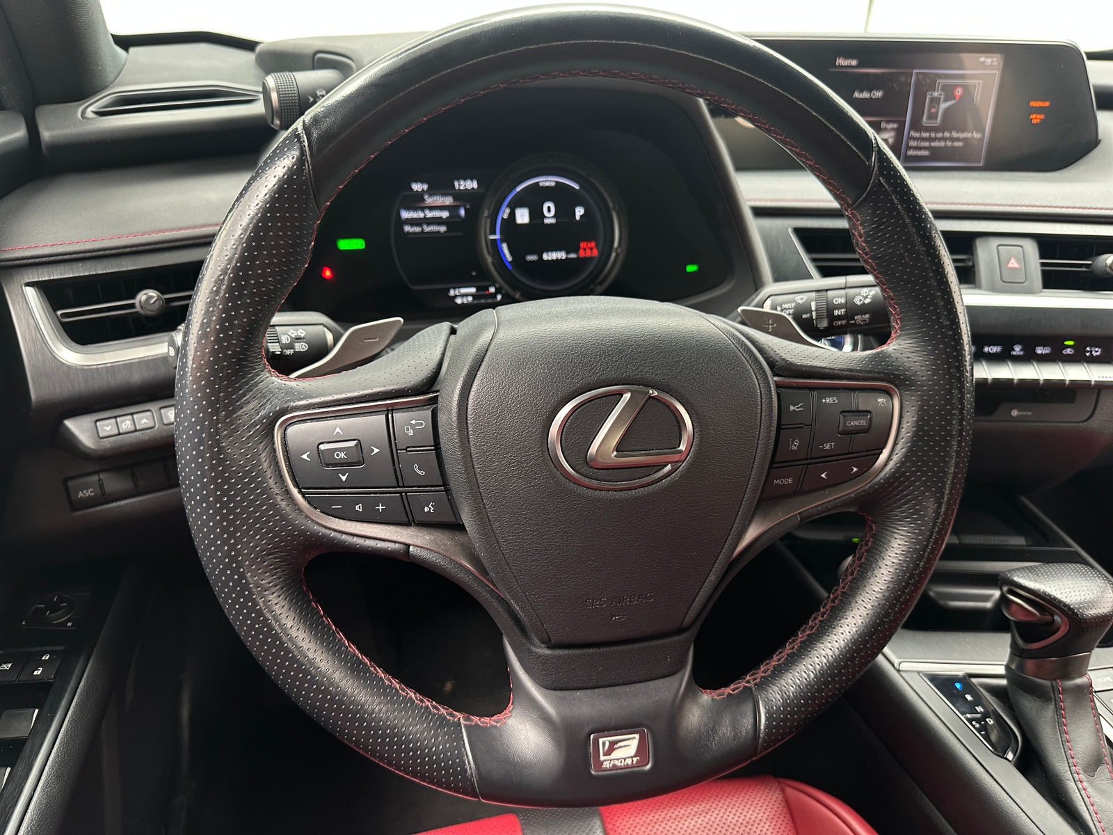 Thumbnail: 2021 Lexus UX - 4