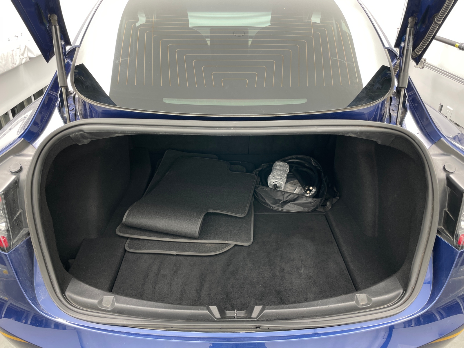 Thumbnail: 2019 Tesla Model 3 - 6