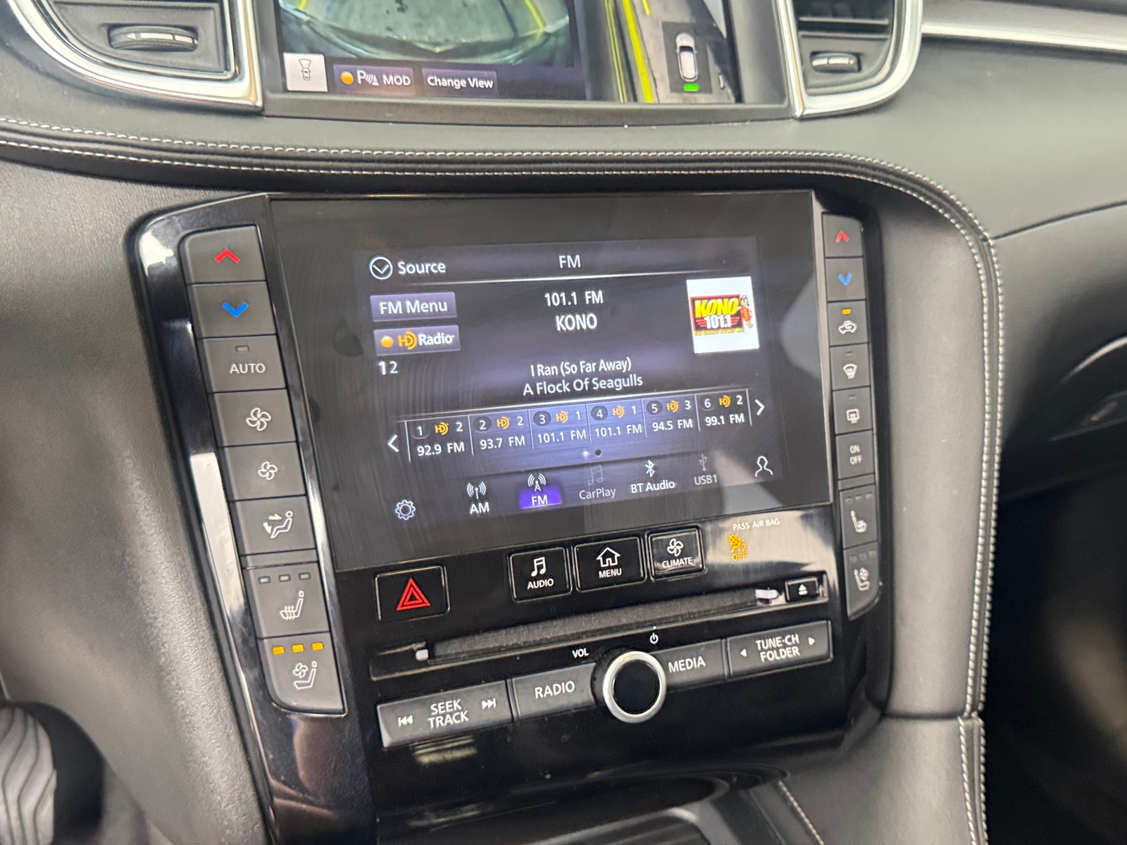 Thumbnail: 2021 INFINITI QX50 - 3