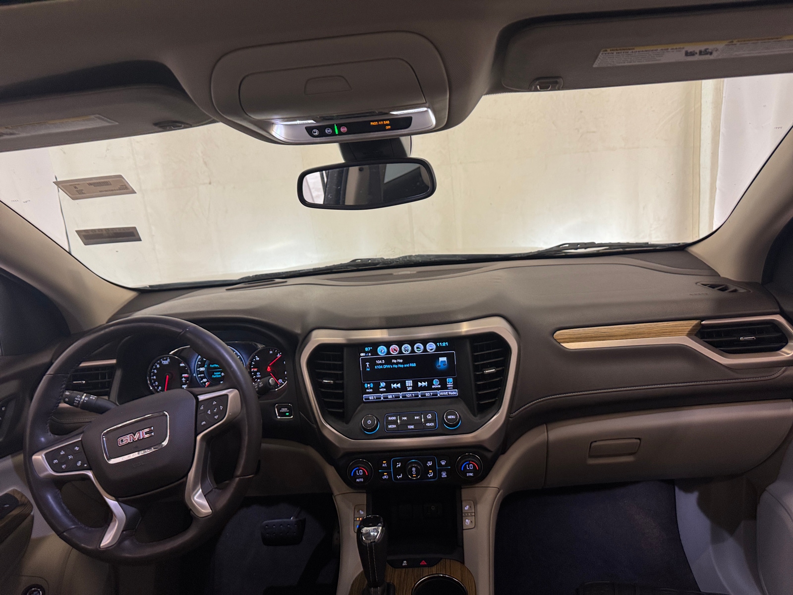 Thumbnail: 2019 GMC Acadia - 2