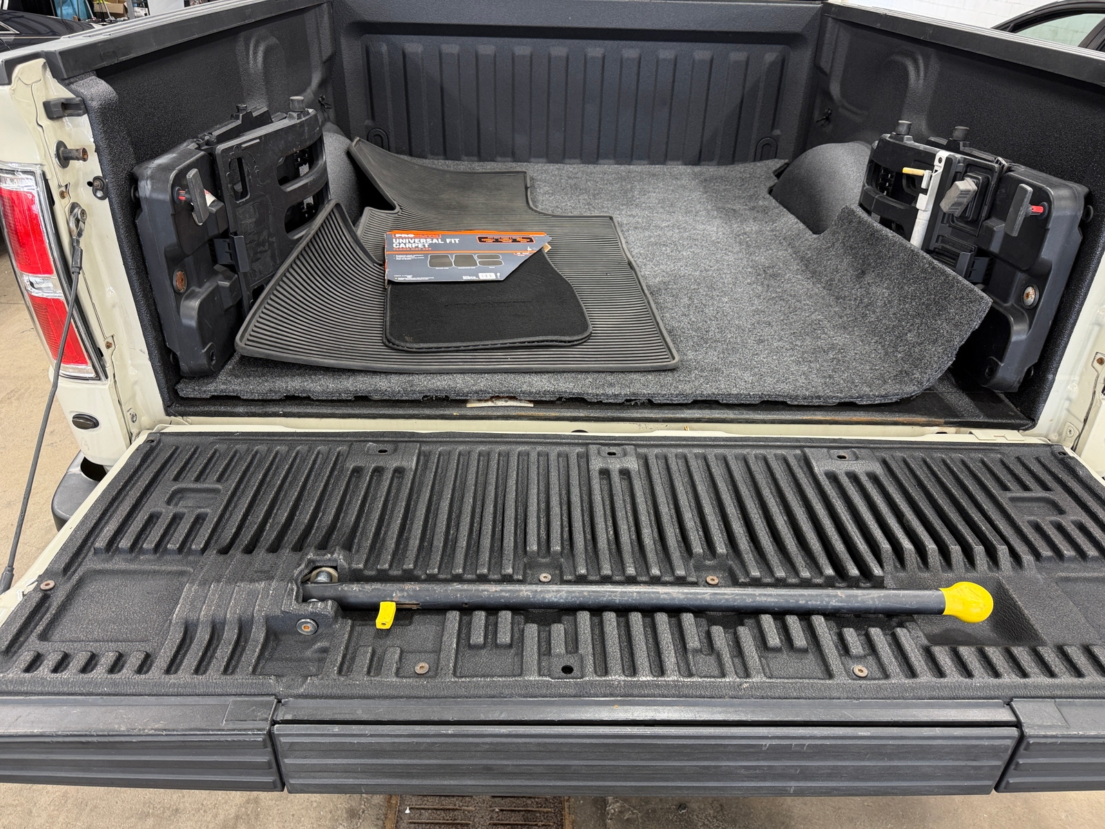 Thumbnail: 2013 Ford Econoline - 7