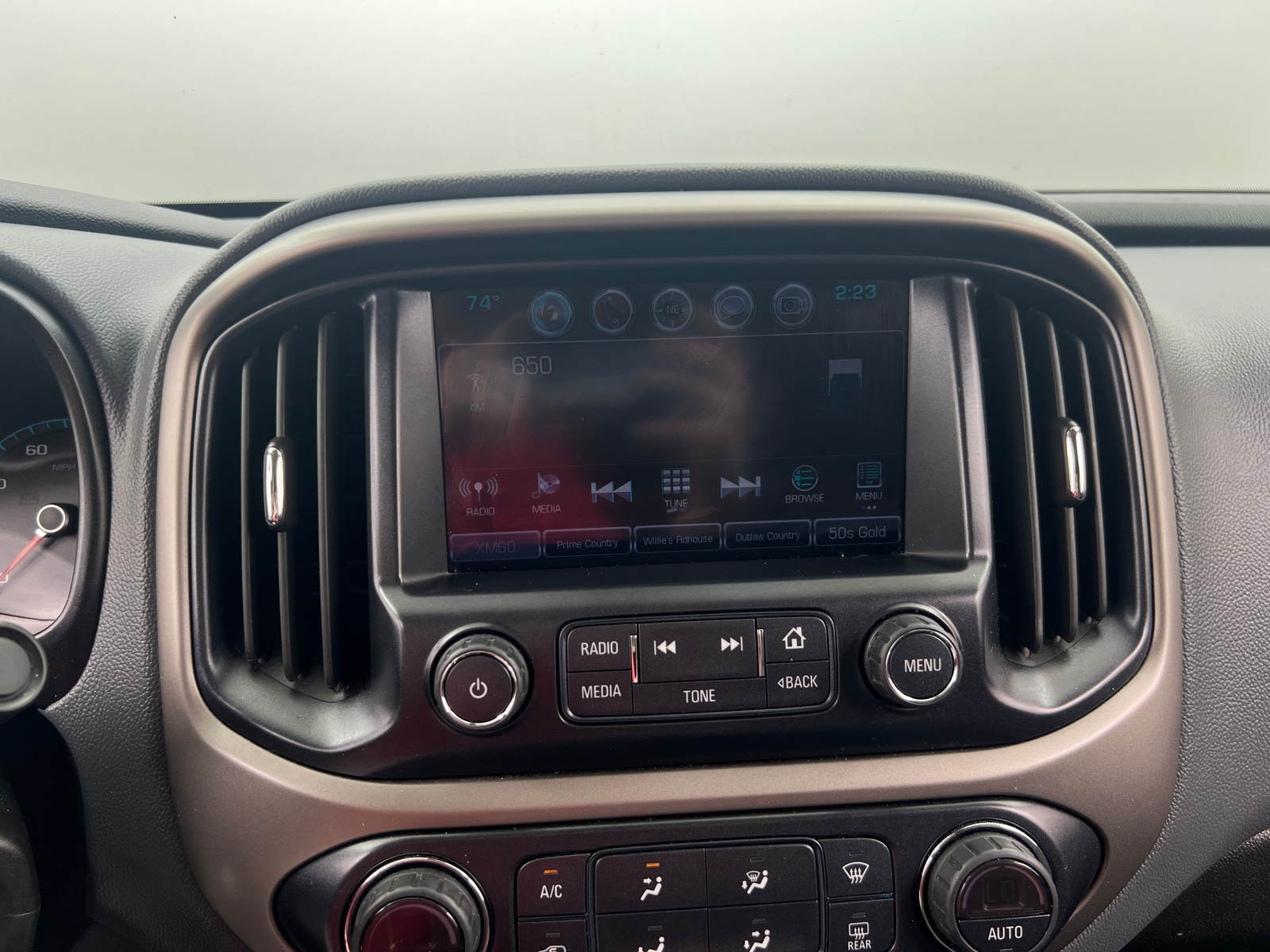 Thumbnail: 2018 Chevrolet Colorado - 2